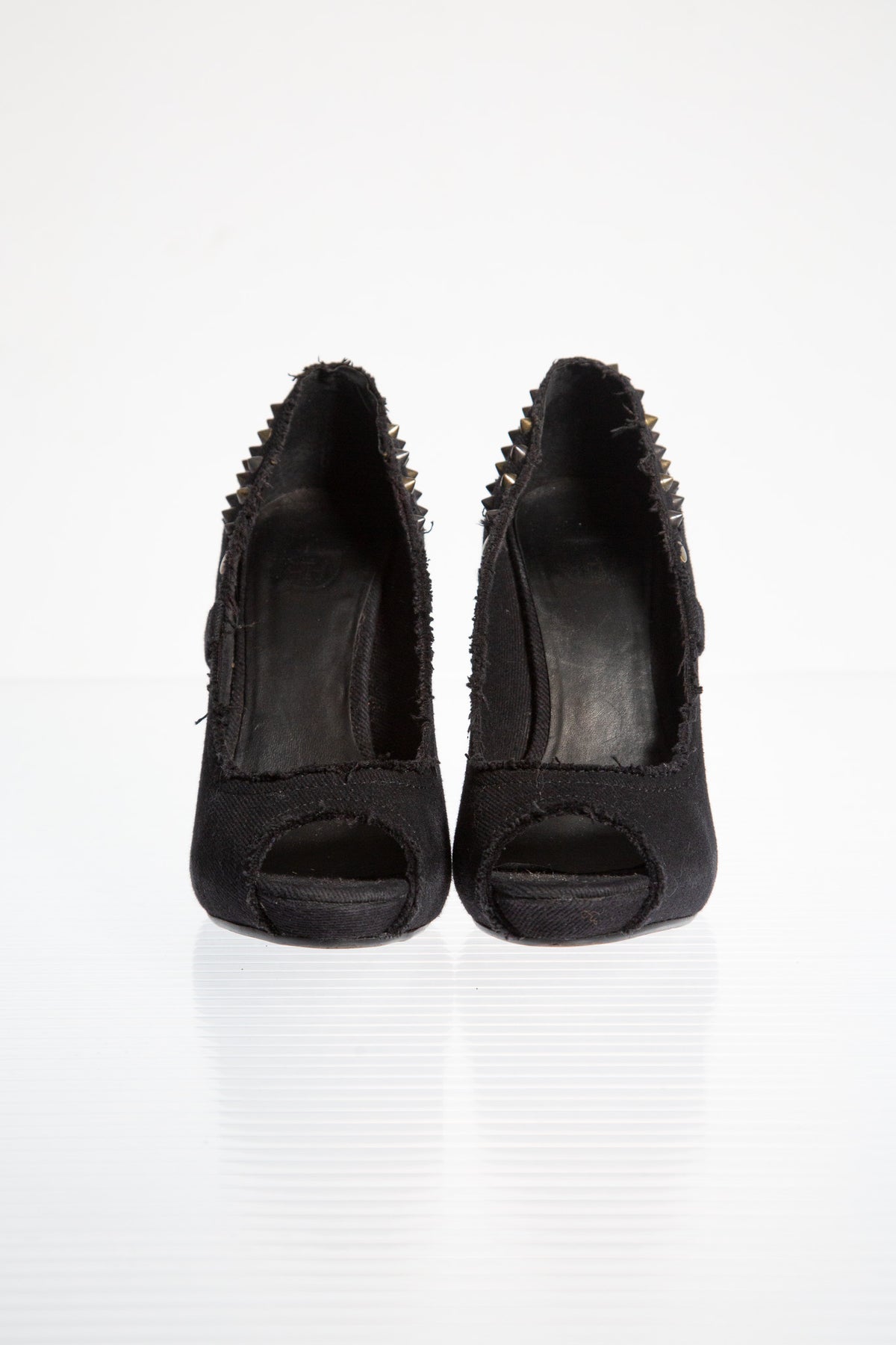ASH BLACK STUDDED FABRIC PUMPS