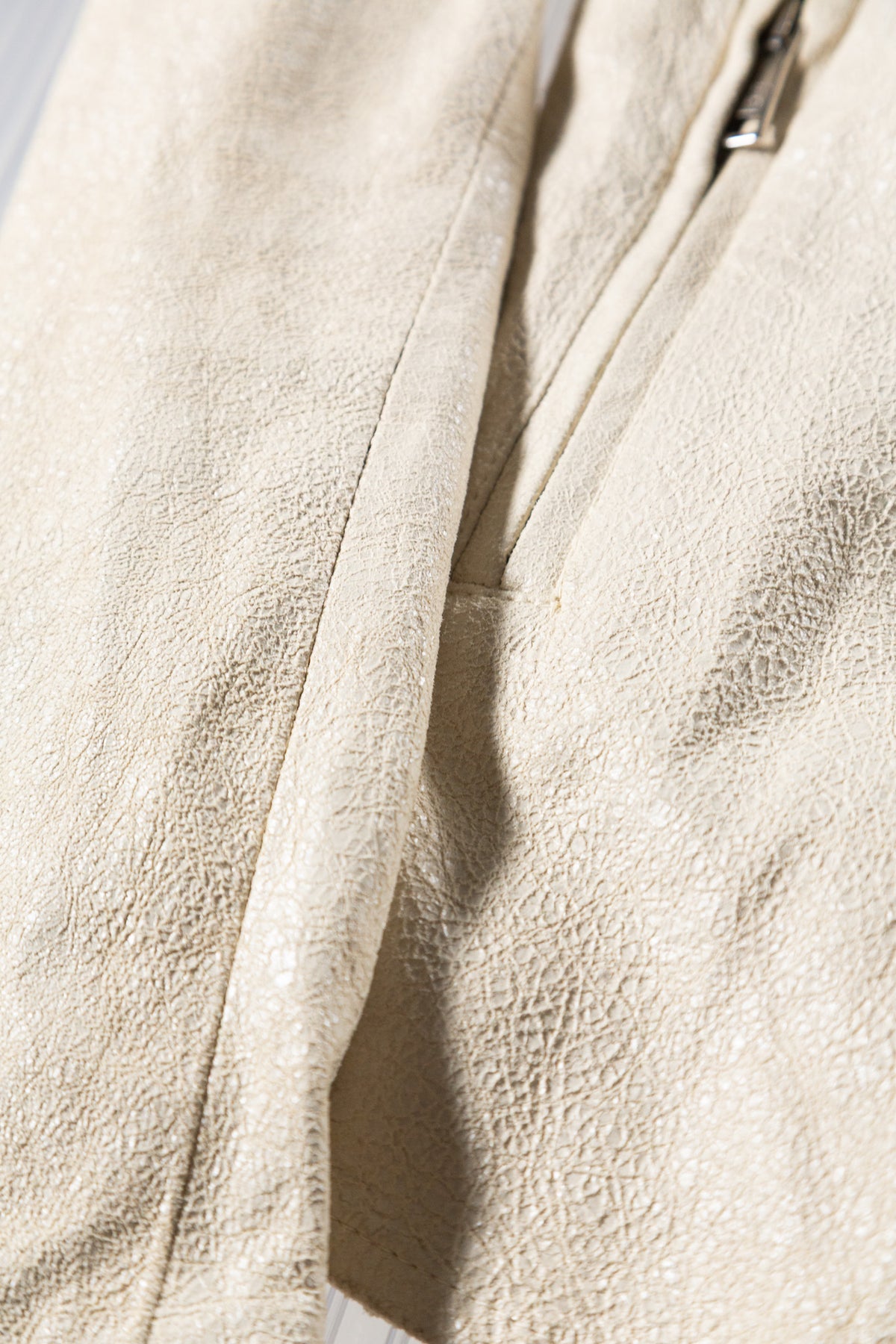 GIORGIO BRATO CREAM ASYMMETRIC LEATHER JACKET