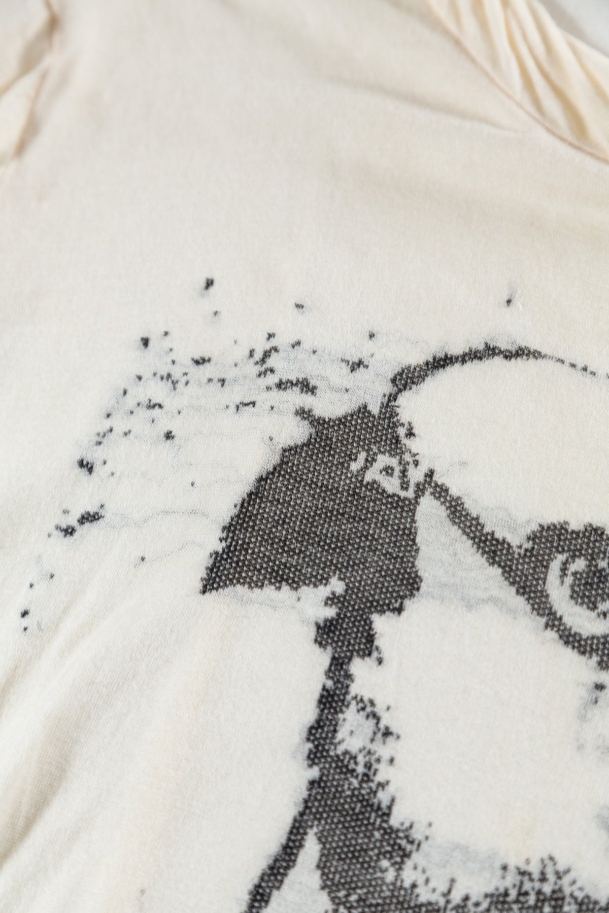 CREAM PARROT TOP