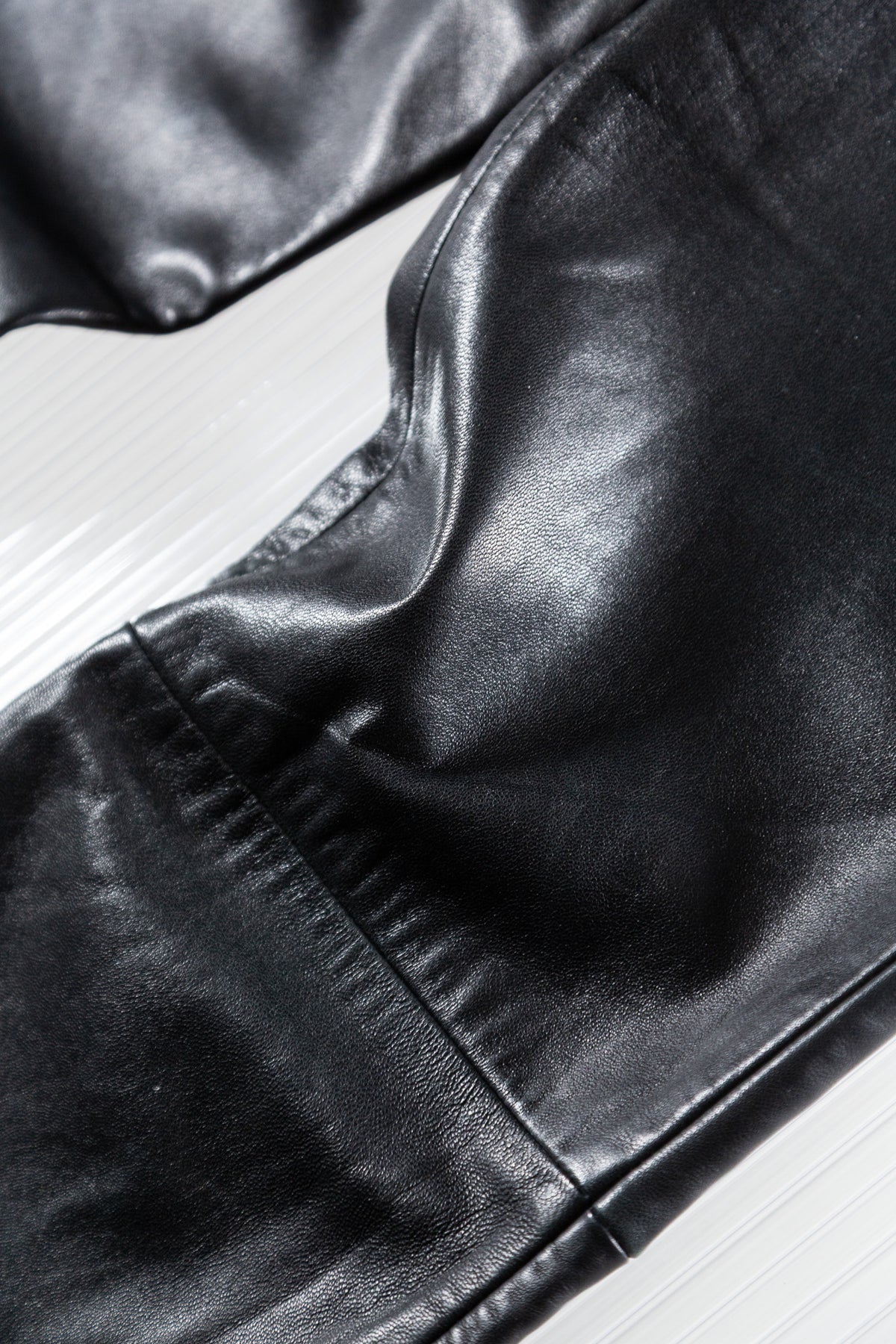 BLACK LEATHER STRAIGHT-LEG PANTS