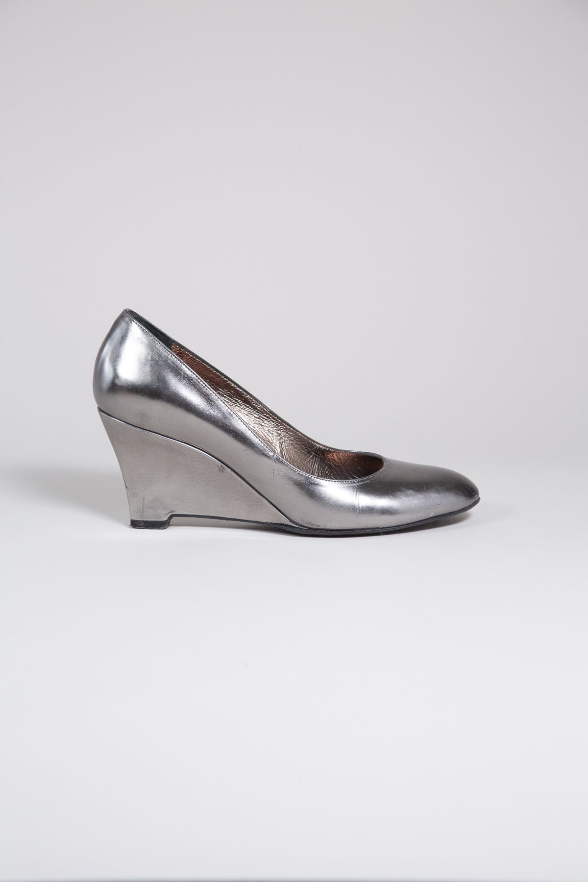 MAX MARA SILVER LEATHER SCULPTURAL WEDGE HEELS