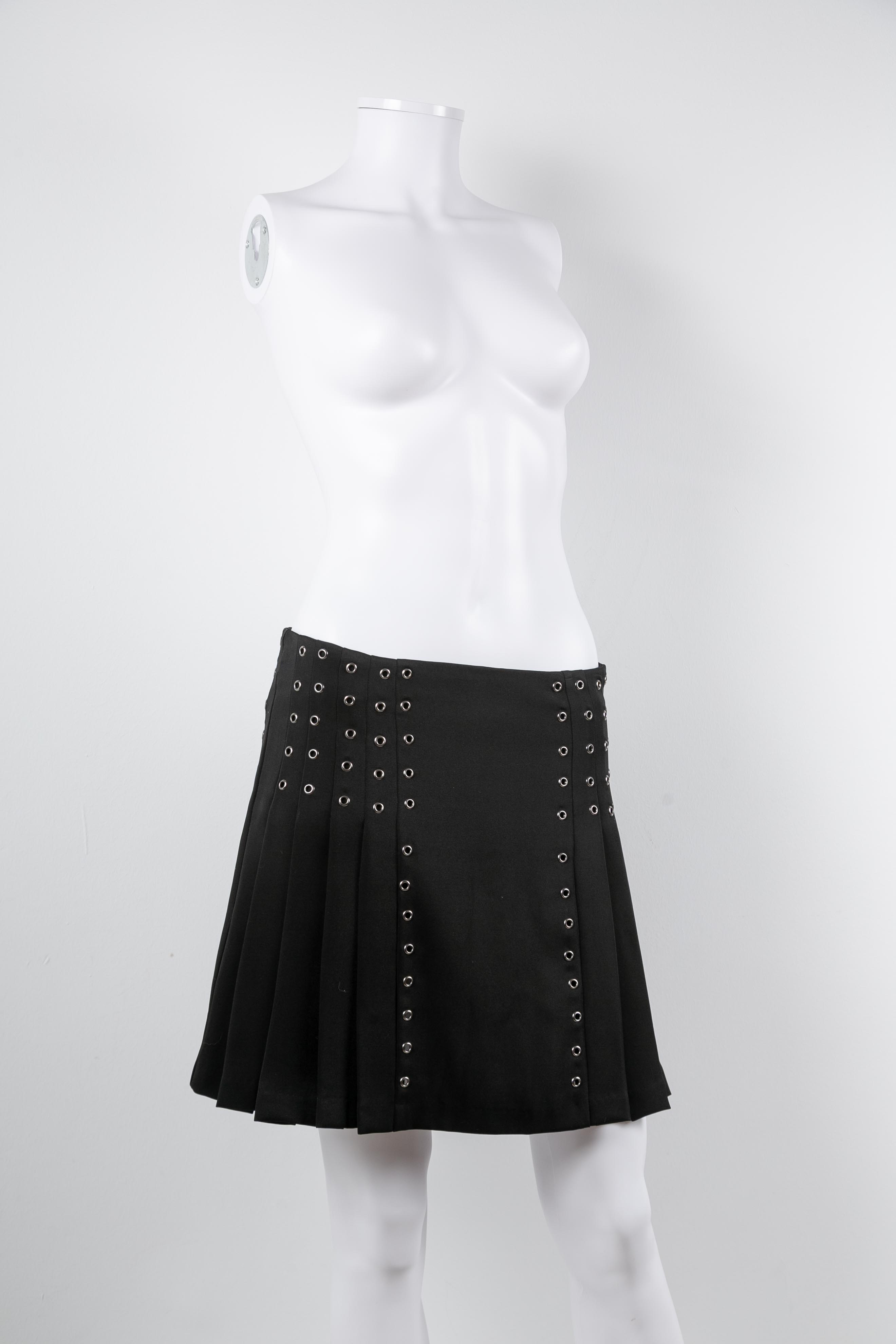 STUDS PLEATED SKIRT