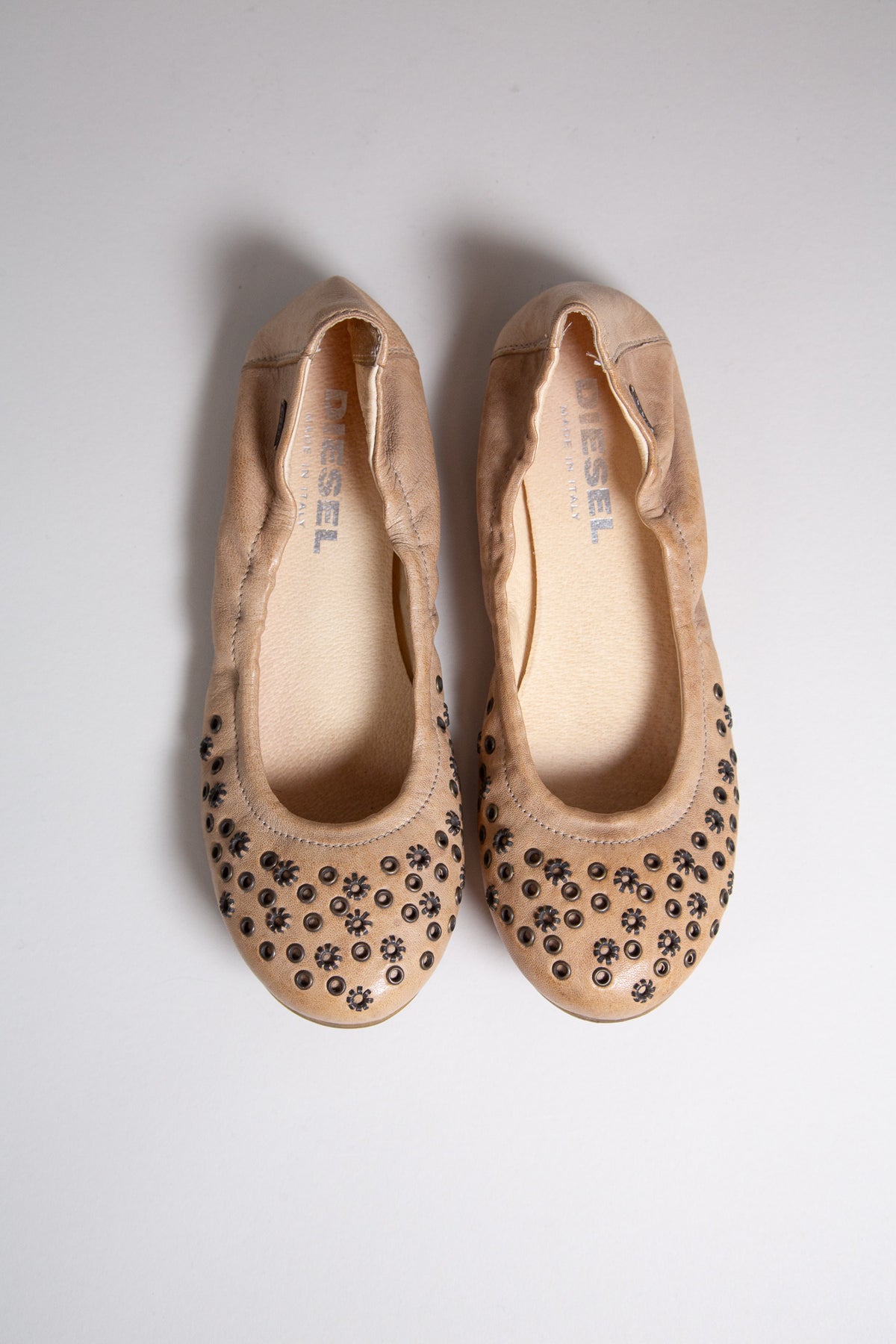DIESEL TAN LEATHER STUDDED BALLET FLATS