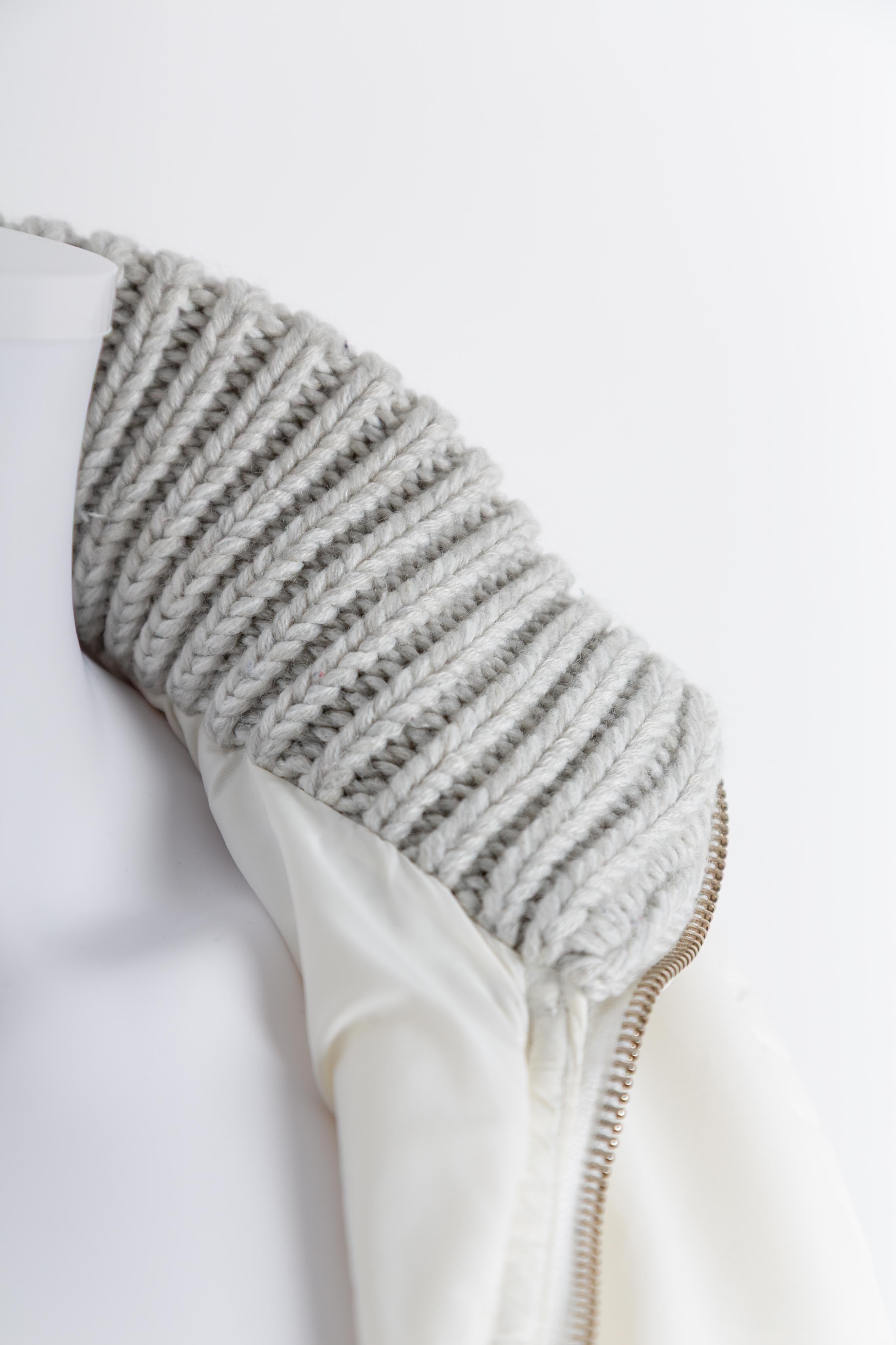 WHITE PUFFER VEST