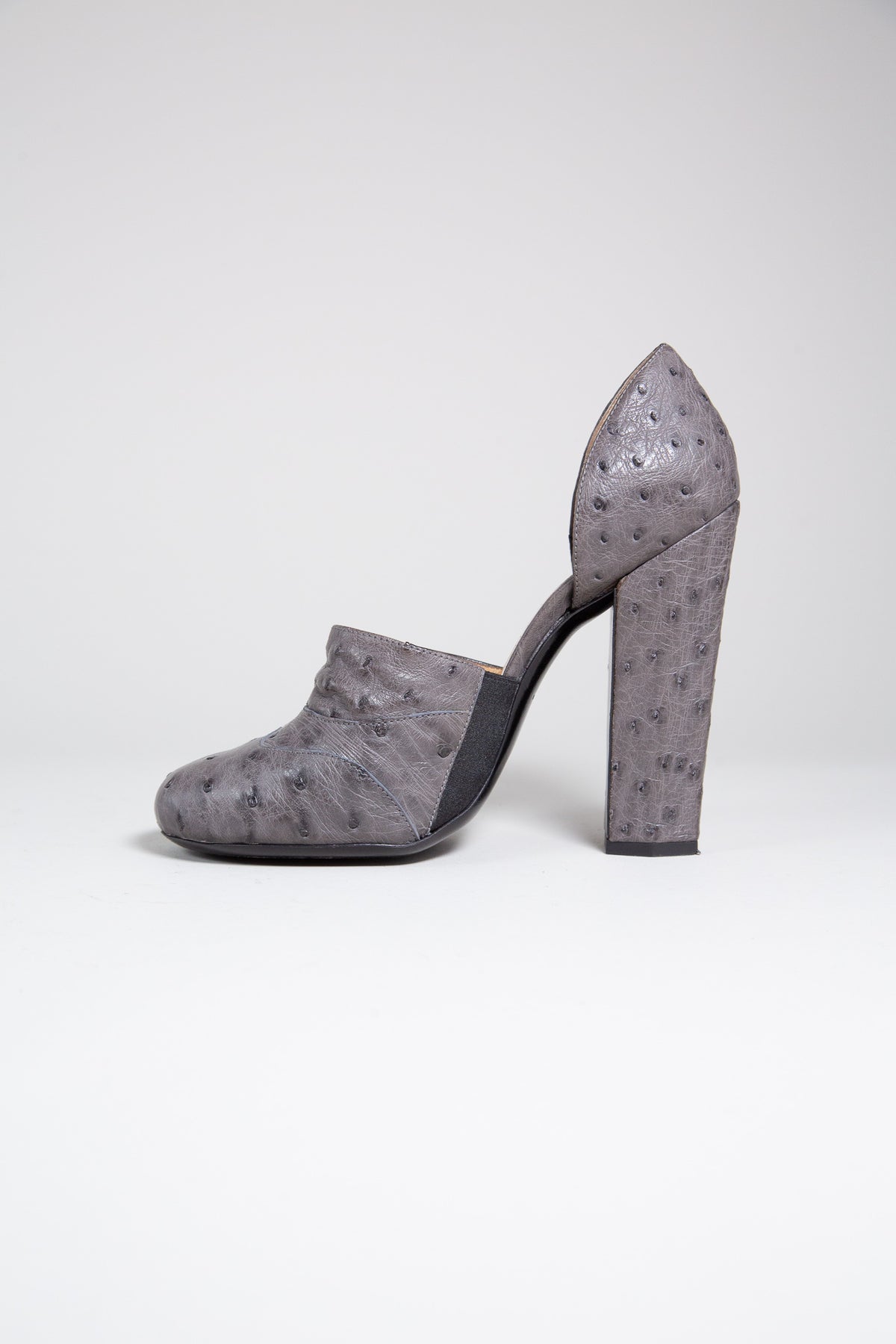 MIU MIU GREY OSTRICH LEATHER BLOCK HEEL PUMPS