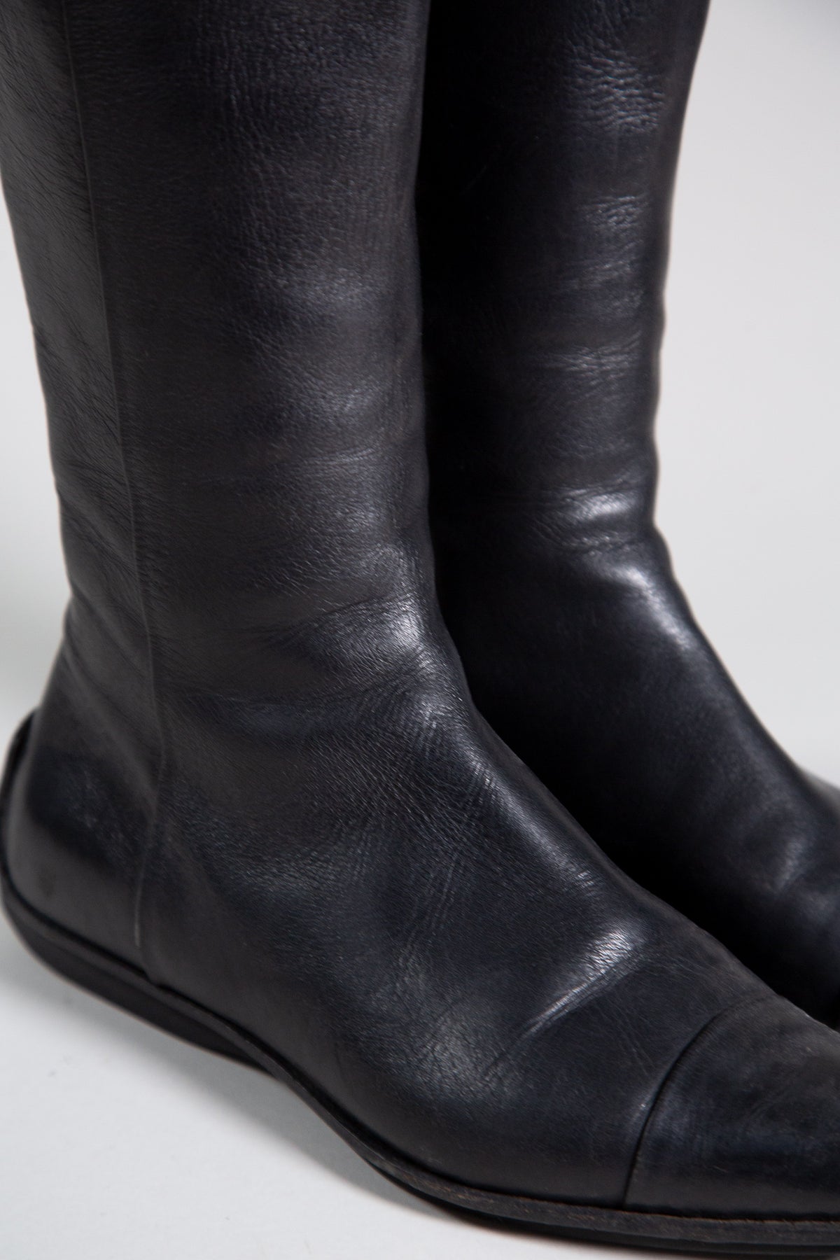 GUCCI BLACK LEATHER FLAT KNEE-HIGH BOOTS