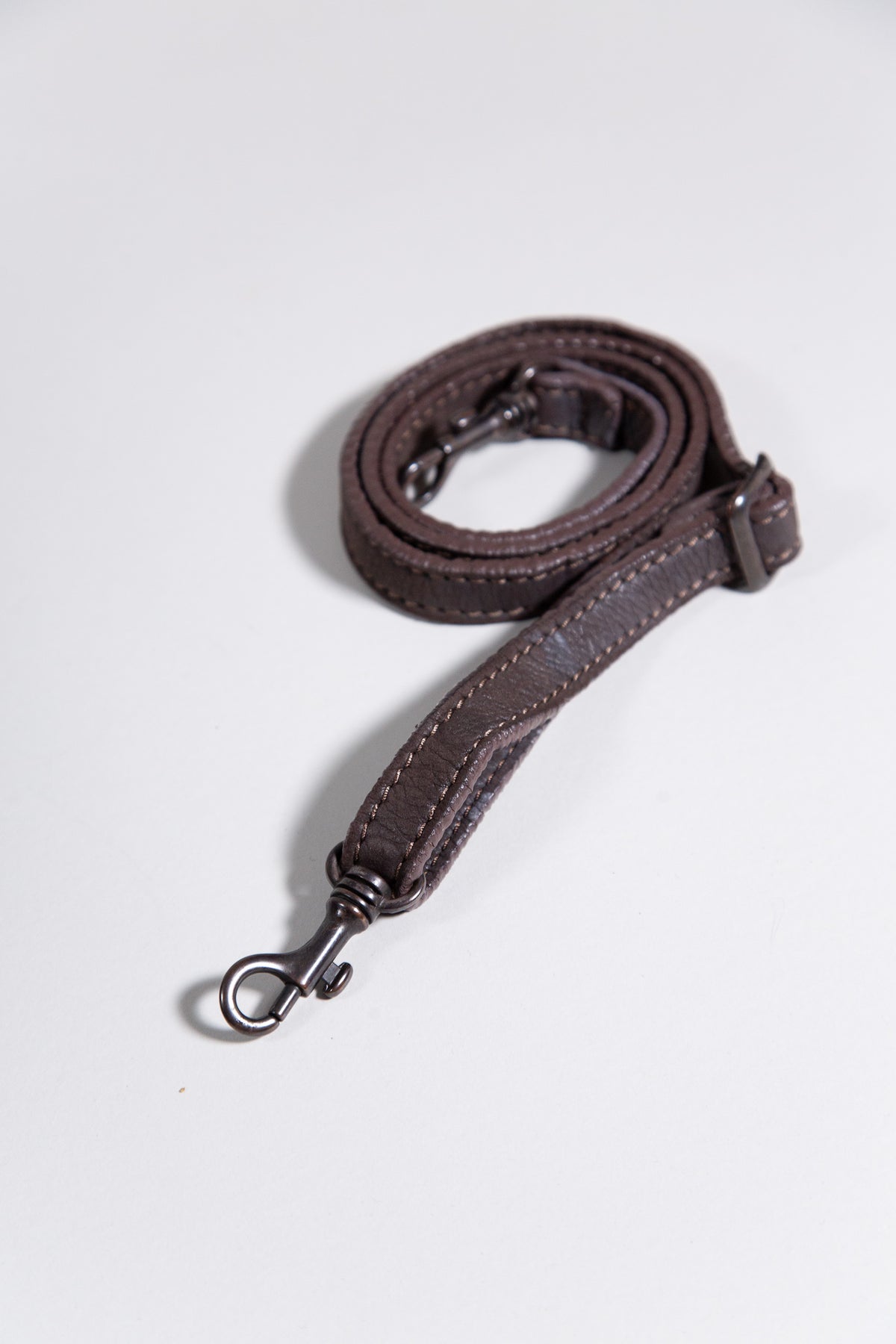 WASHED BROWN LEATHER MULTI-POCKET BAG