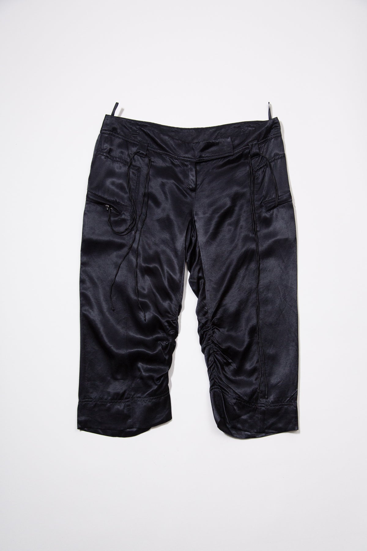 SATIN VISCOSE FRINGE CAPRI PANTS