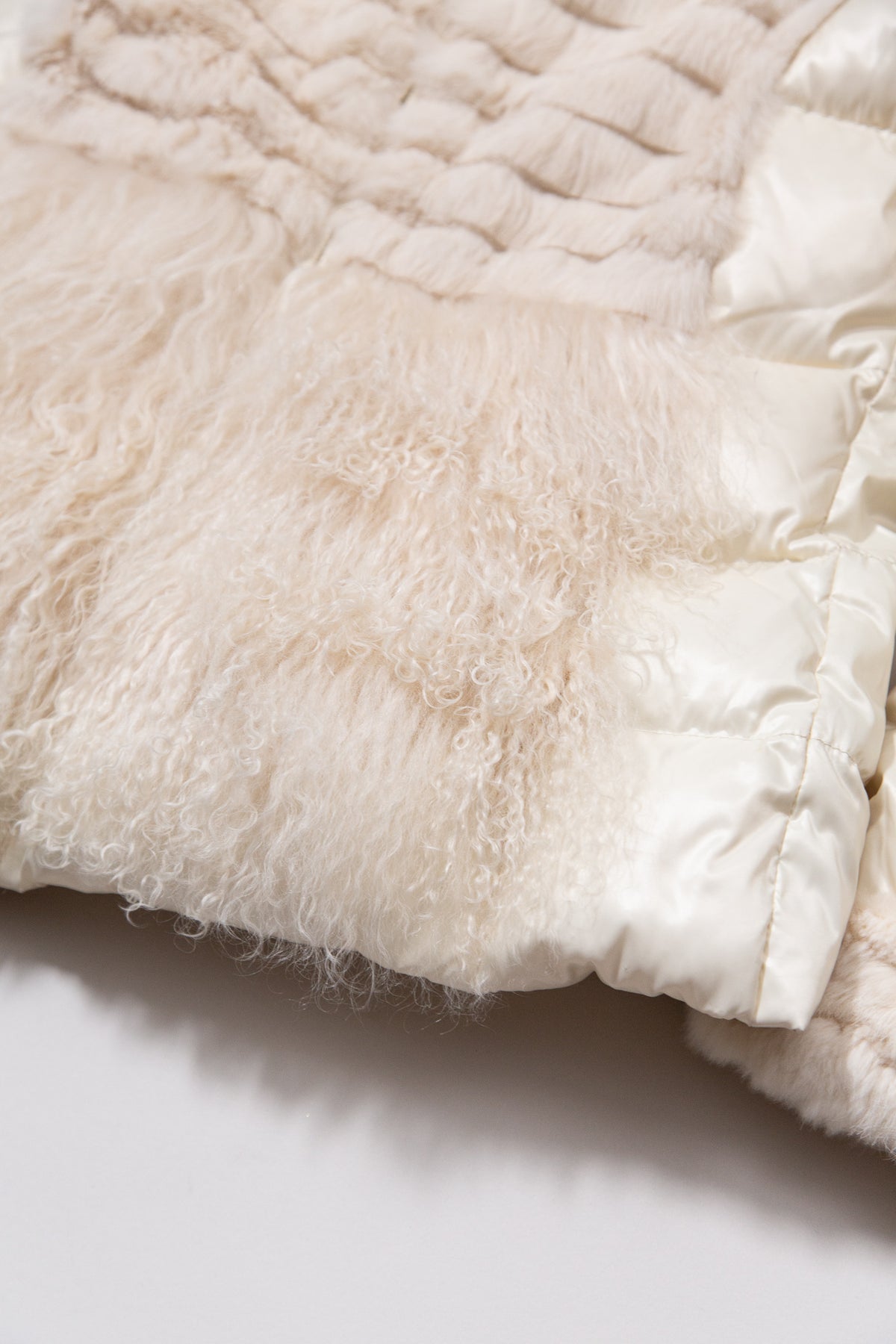 IVORY FUR TRIMMED DOWN PUFFER JACKET