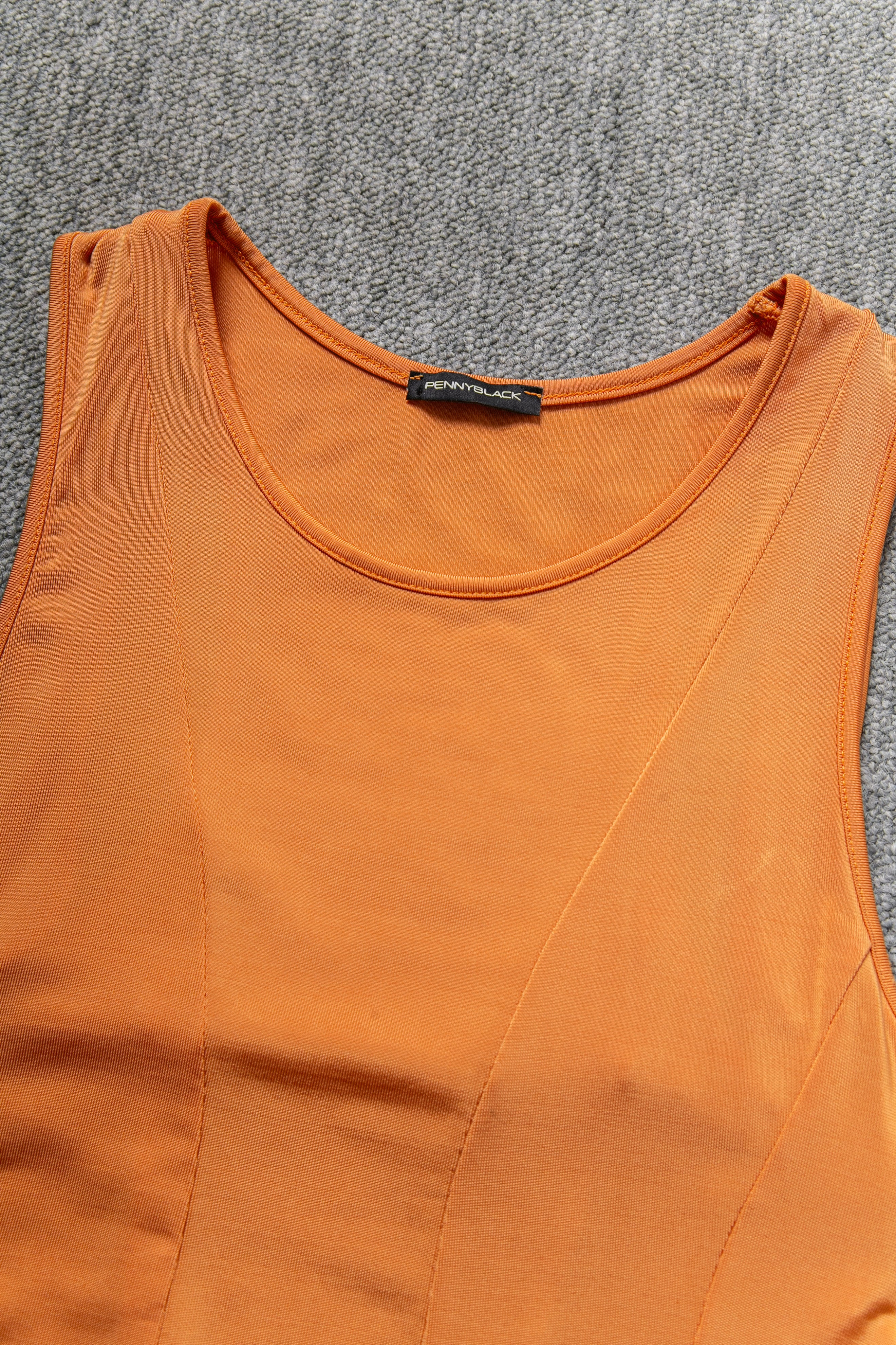 NARANJA CUTOUT STRETCH TOP