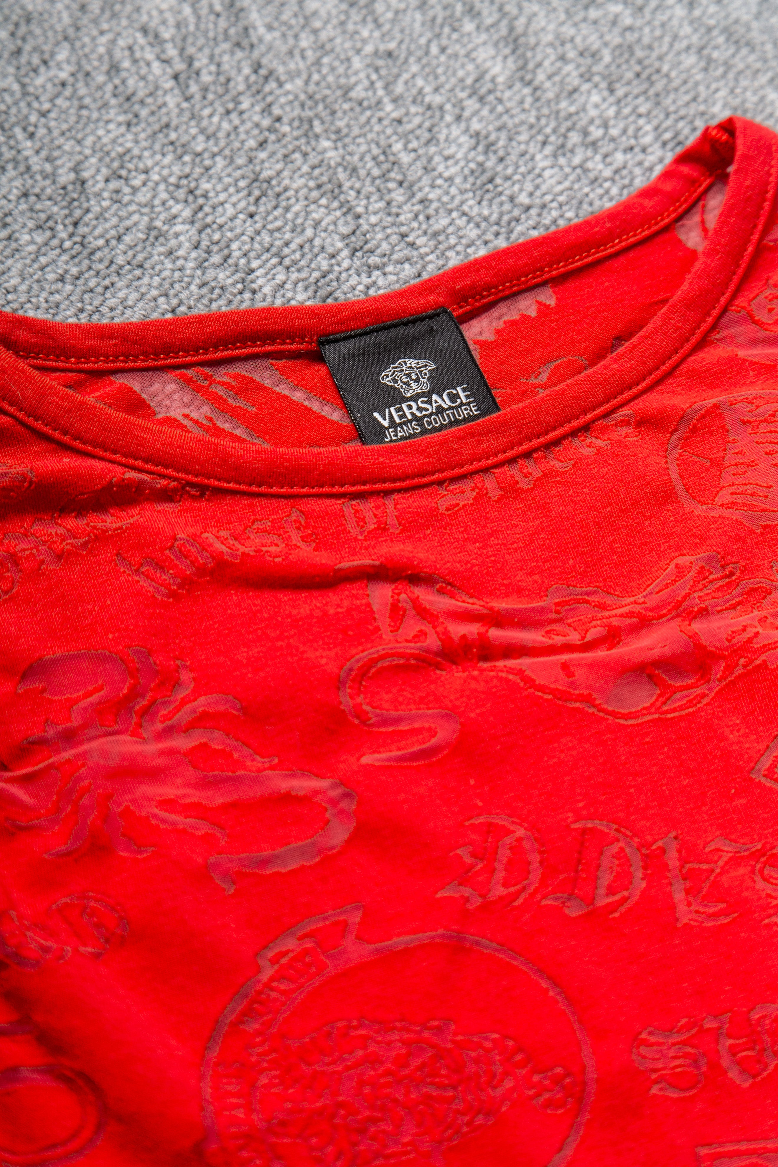 2000S RED CUTOUT TOP