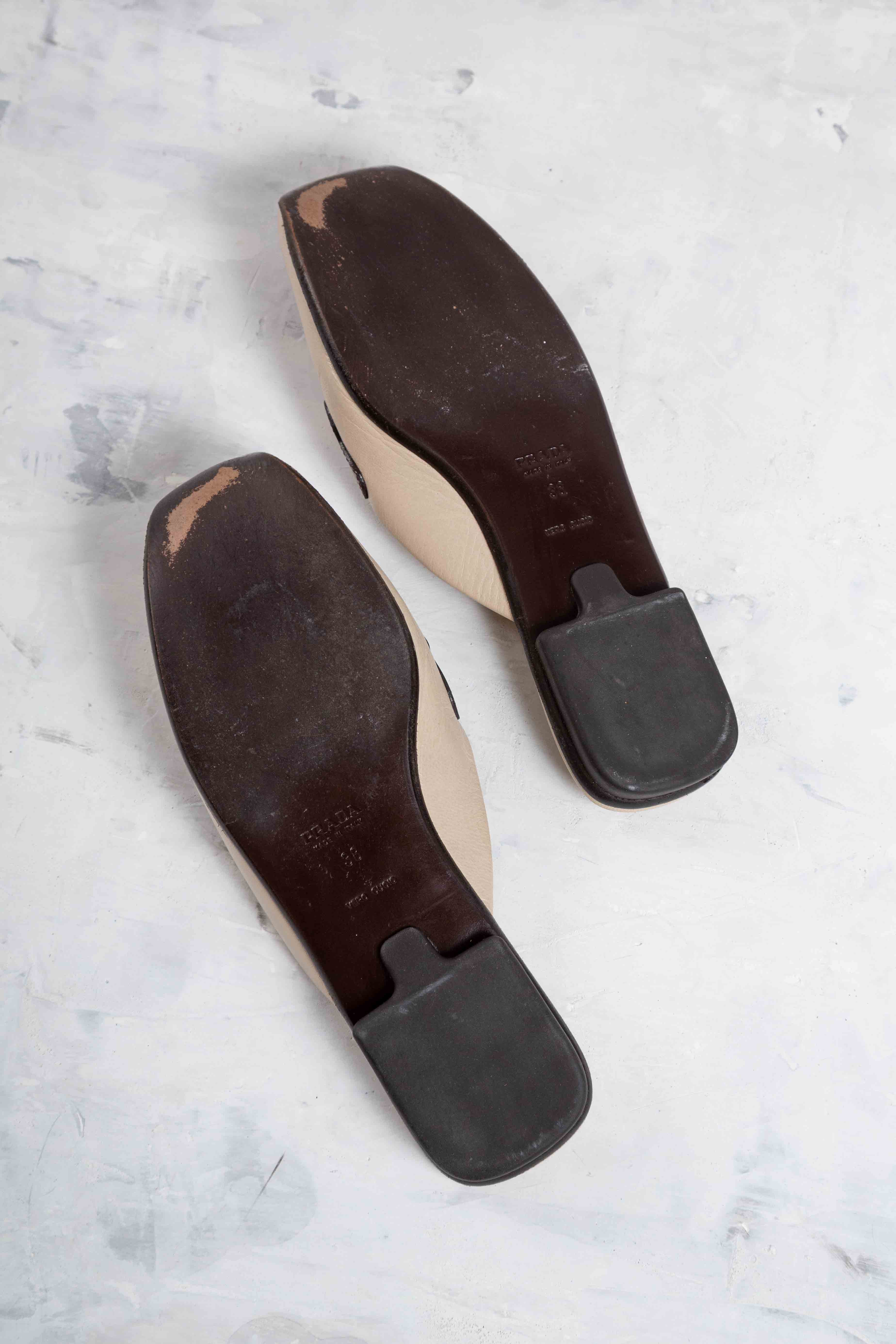 SS2000 HEART SLIPPERS