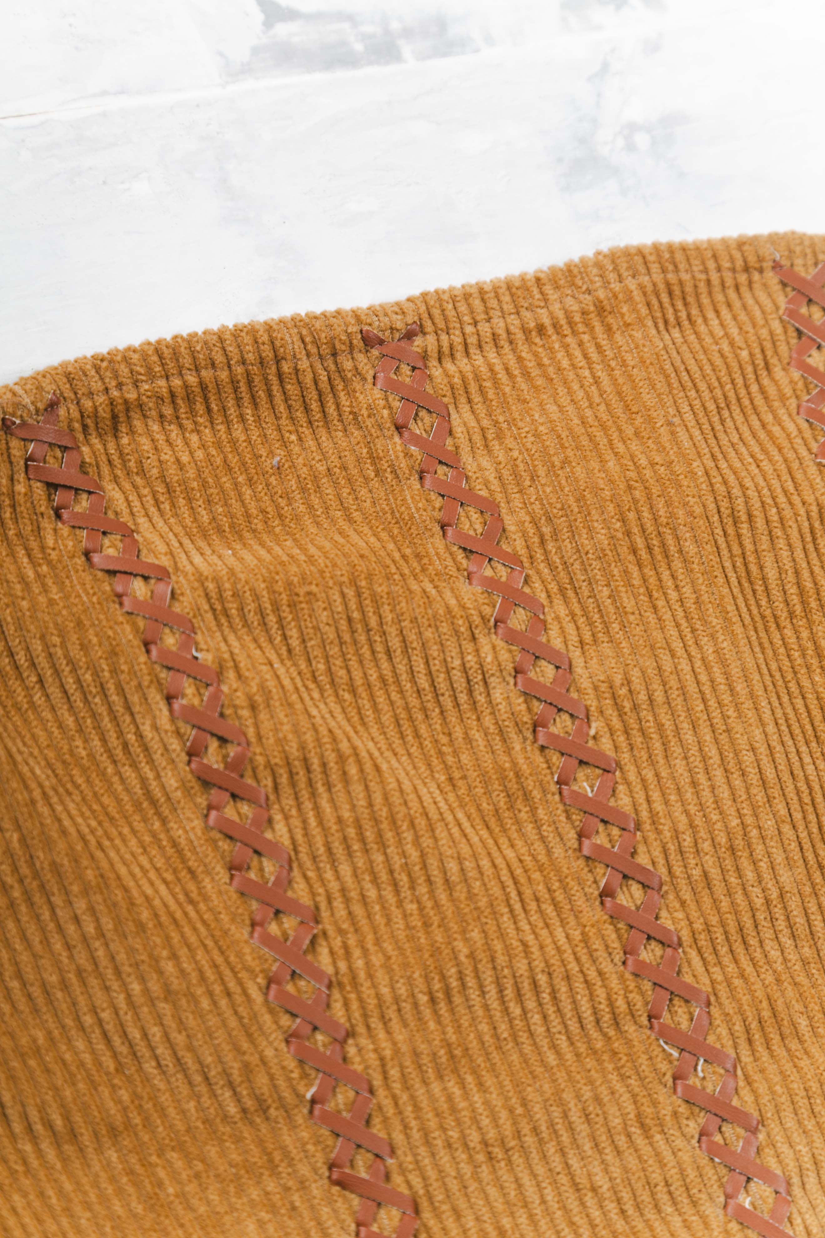 LACED CORDUROY CORSET