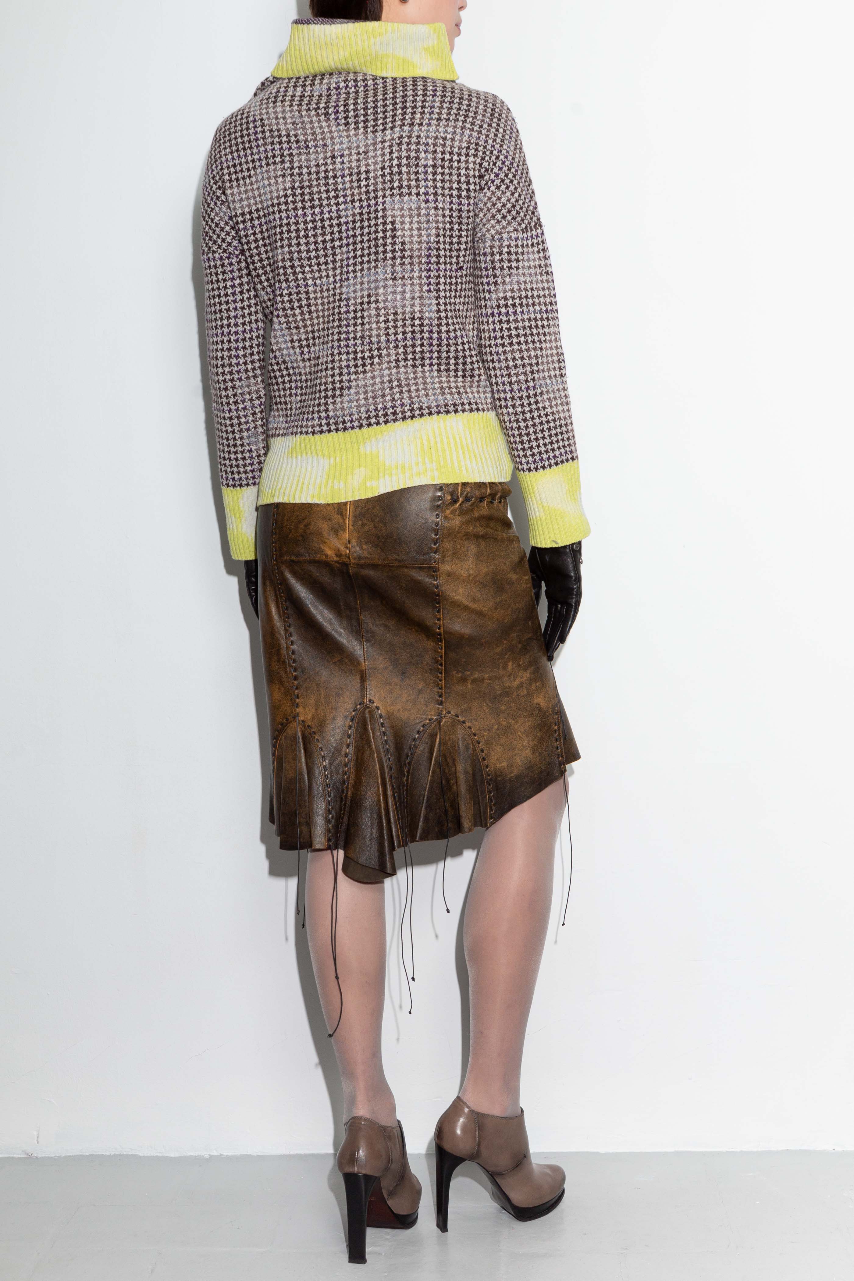 TRICOLOR HOUNDSTOOTH WASHED SWEATER