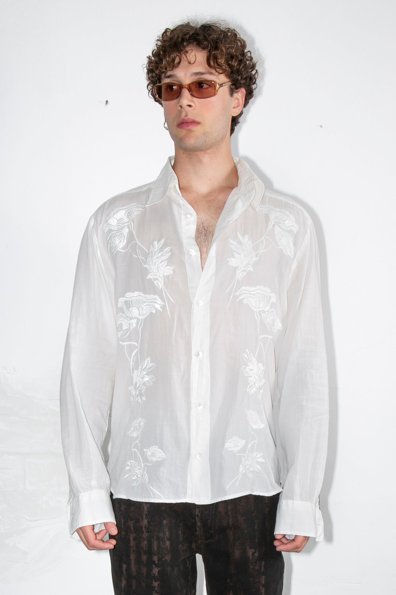 D&G Flowers Buttoned
