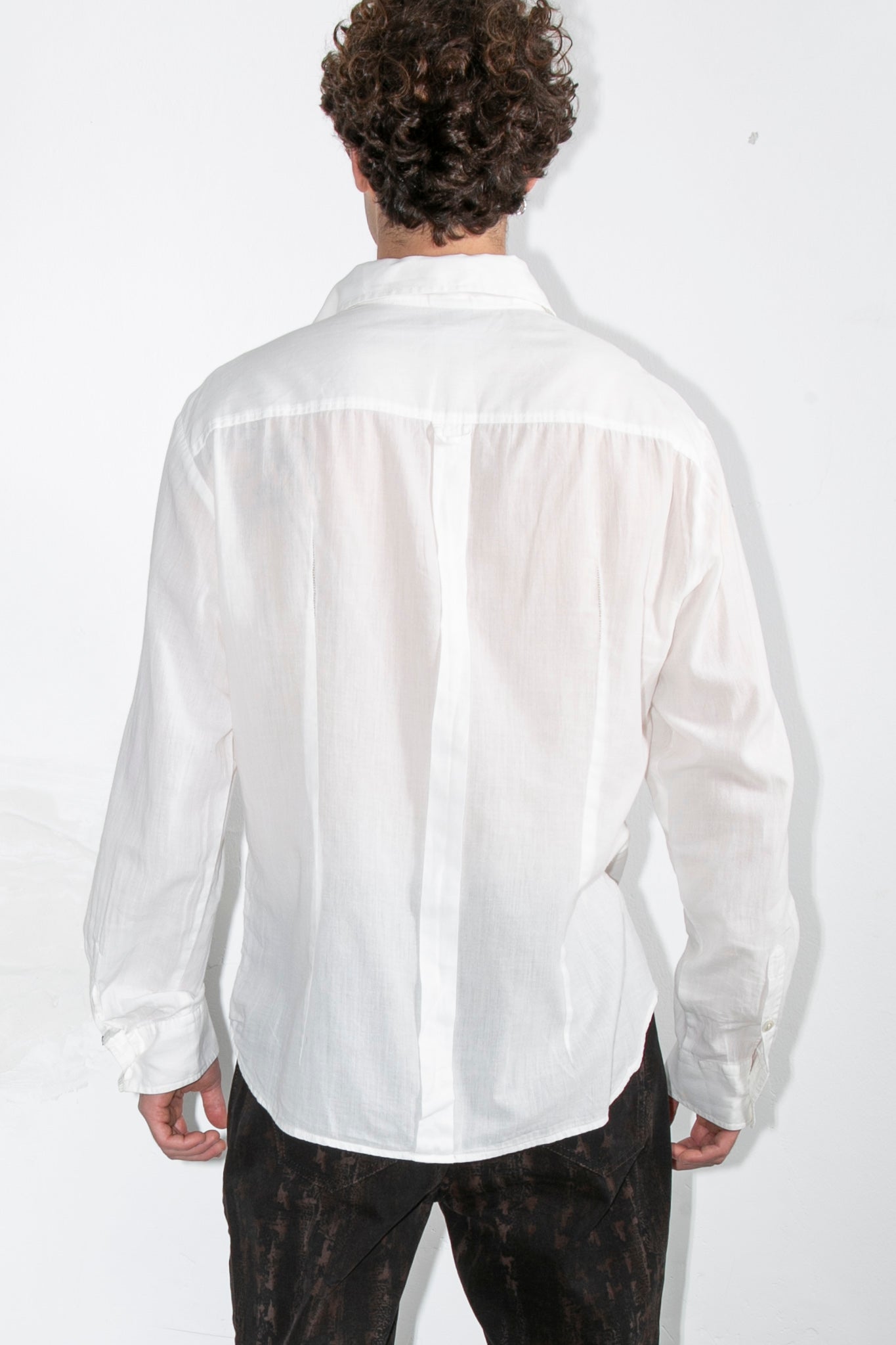 D&G Flowers Buttoned