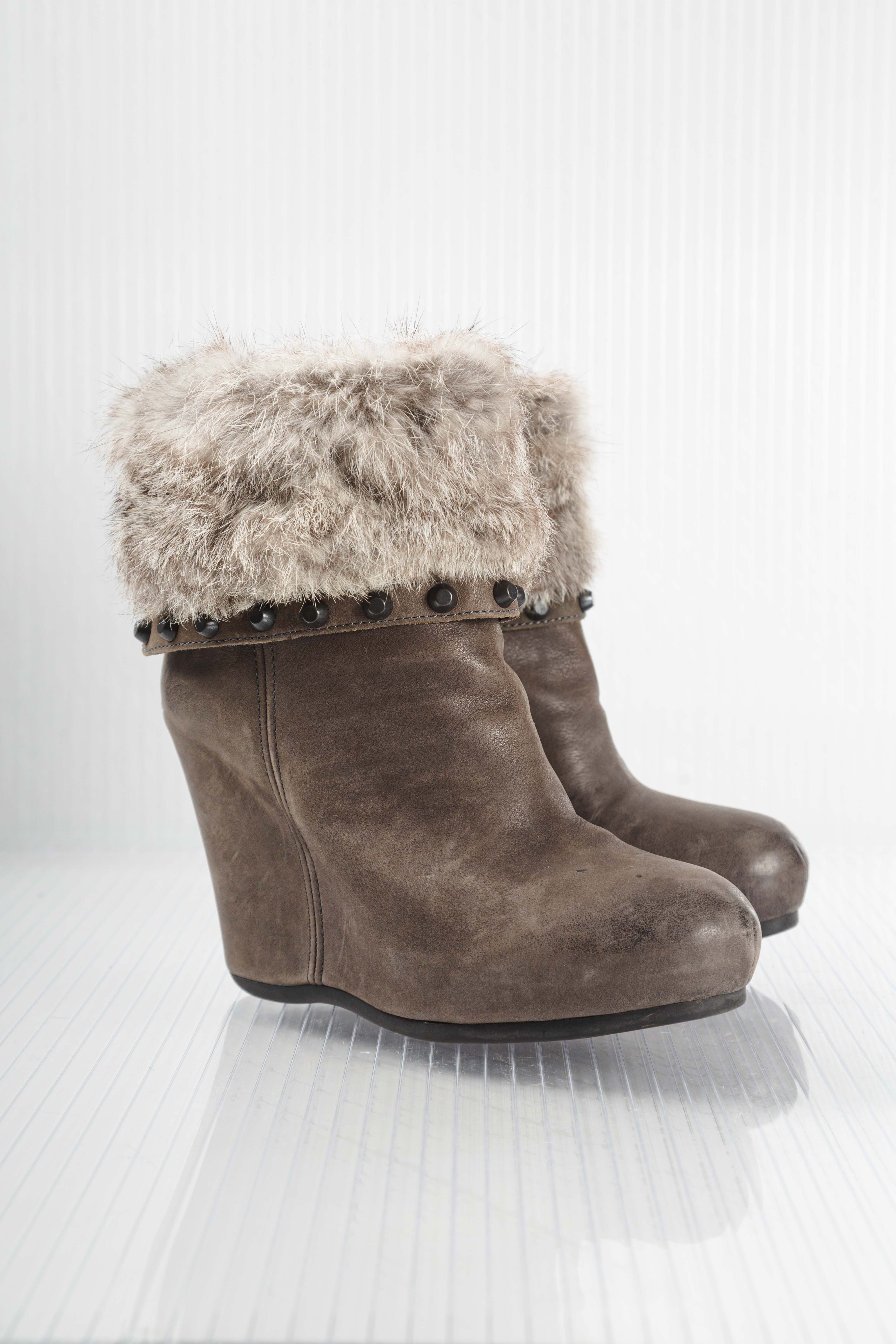 FUR STUDDED LEATHER WEDGES BOOTS