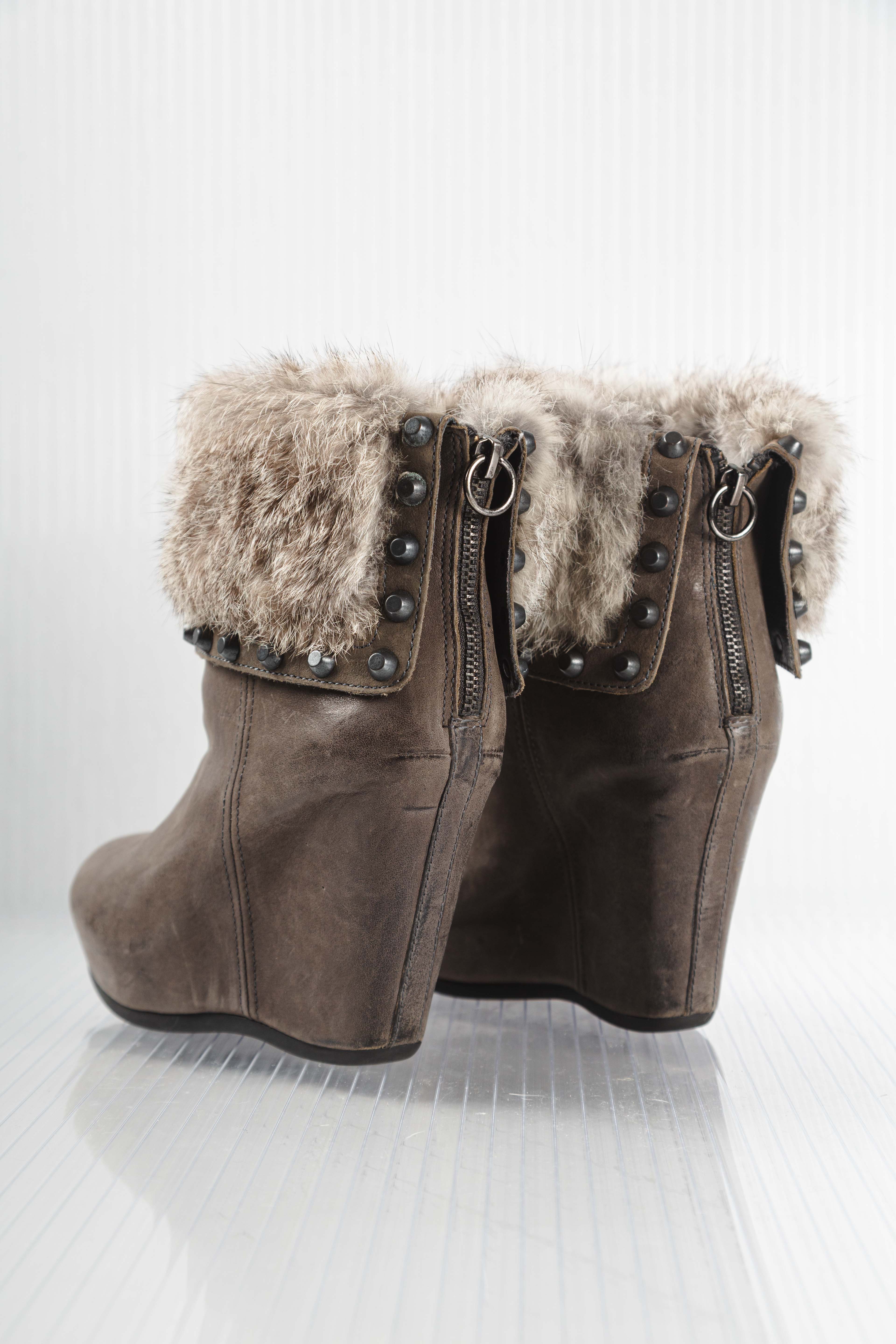 FUR STUDDED LEATHER WEDGES BOOTS