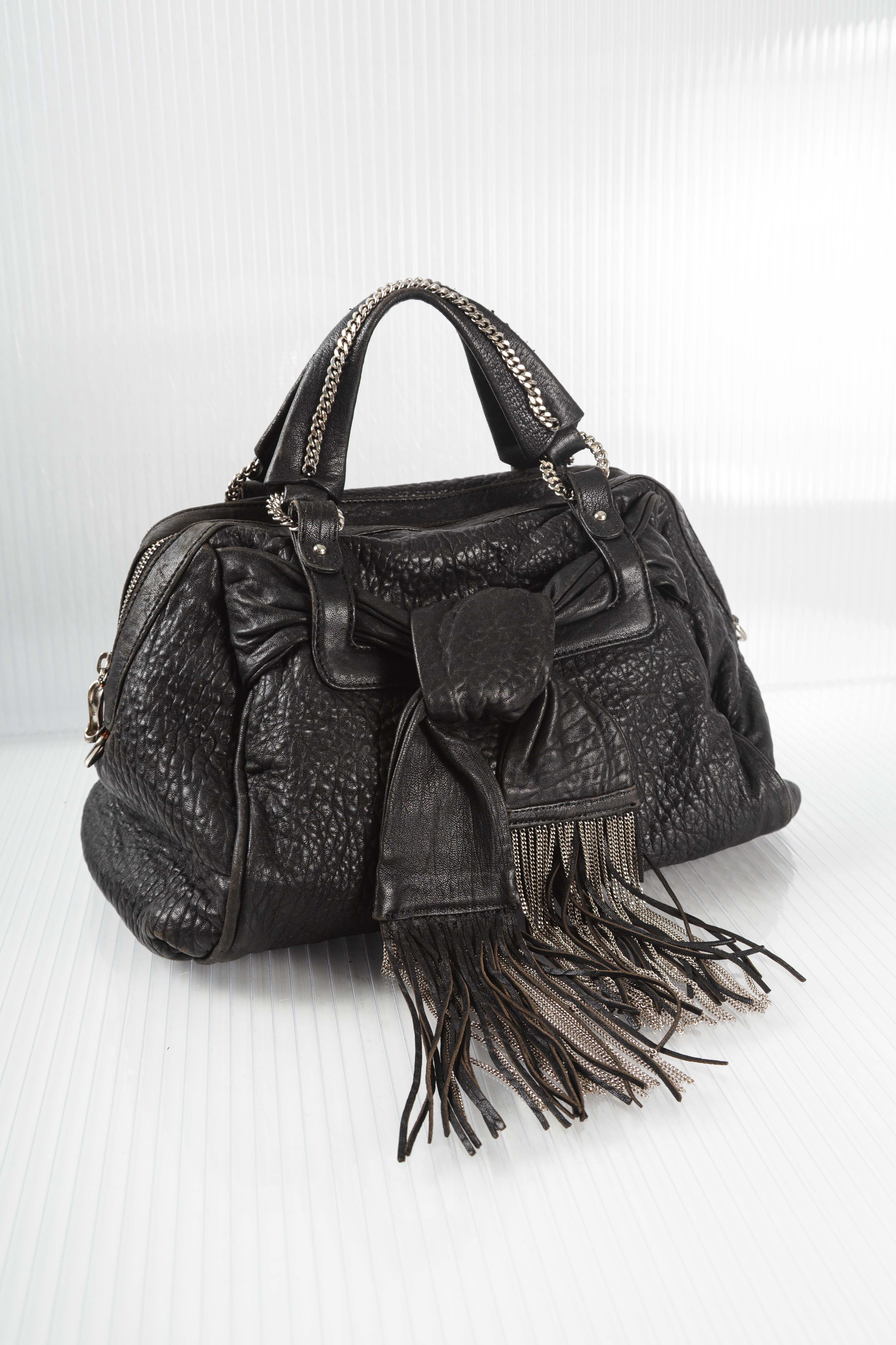 BLACK BOW CHAINED HANDLEBAG