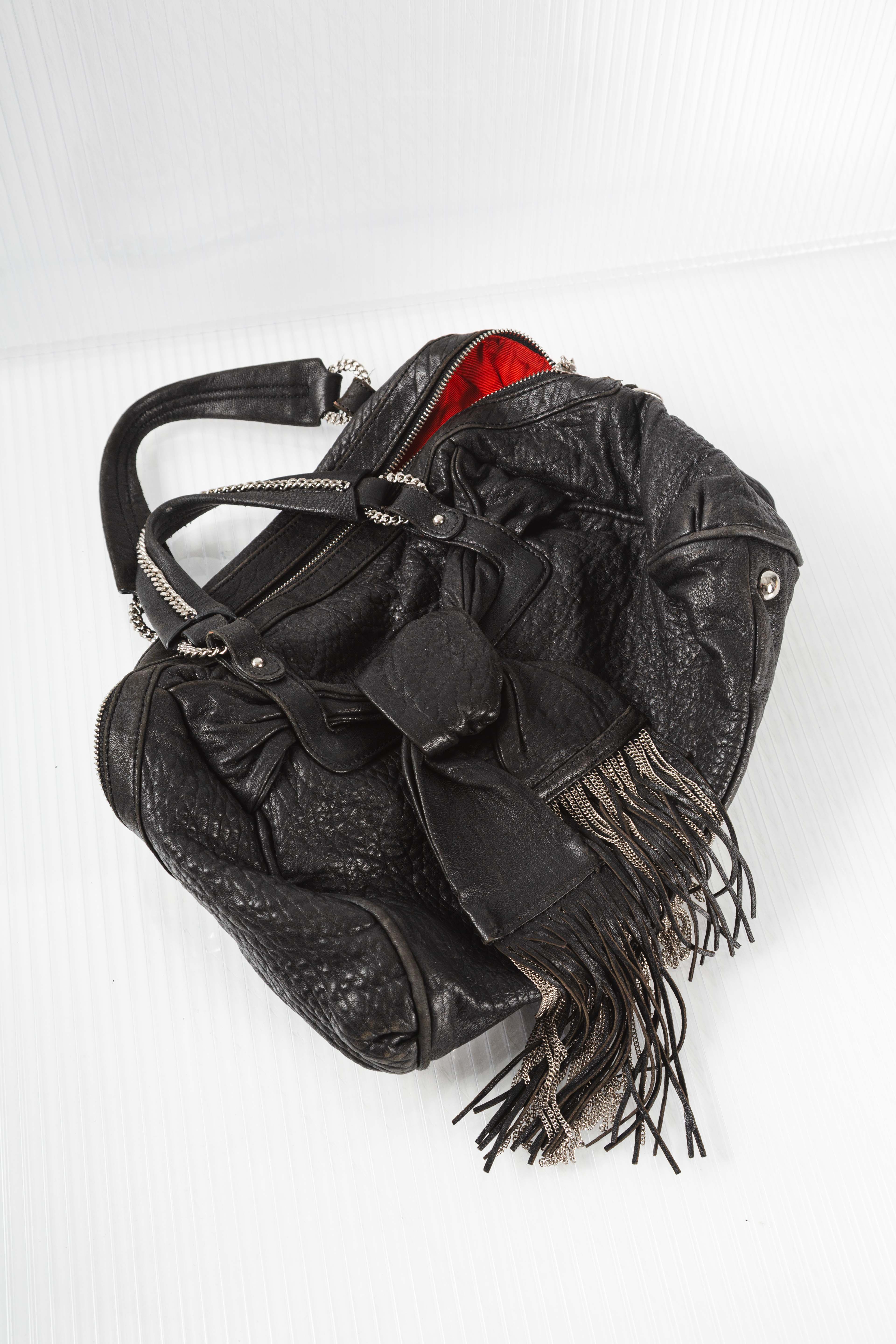 BLACK BOW CHAINED HANDLEBAG