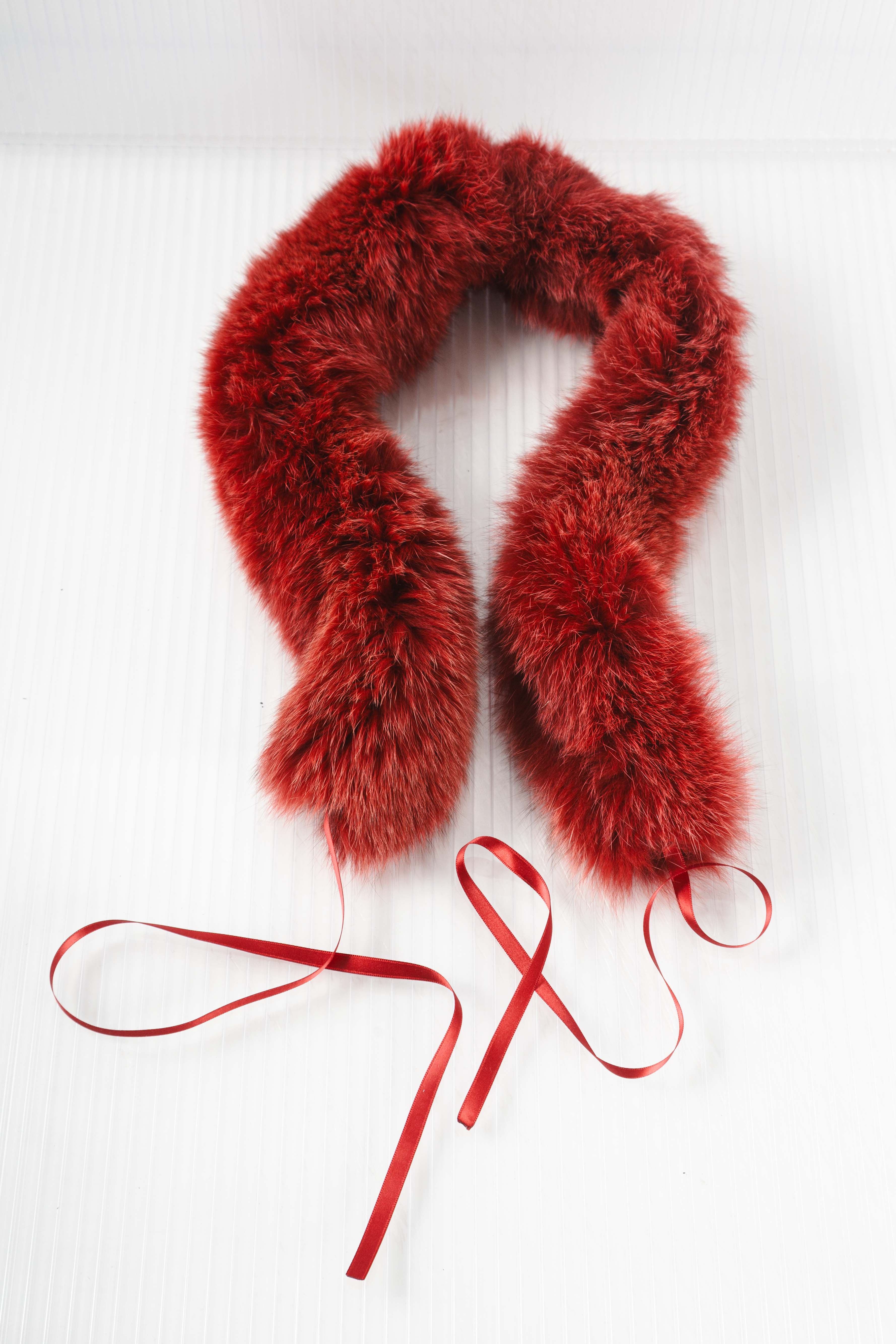 RED LAPIN SCARF