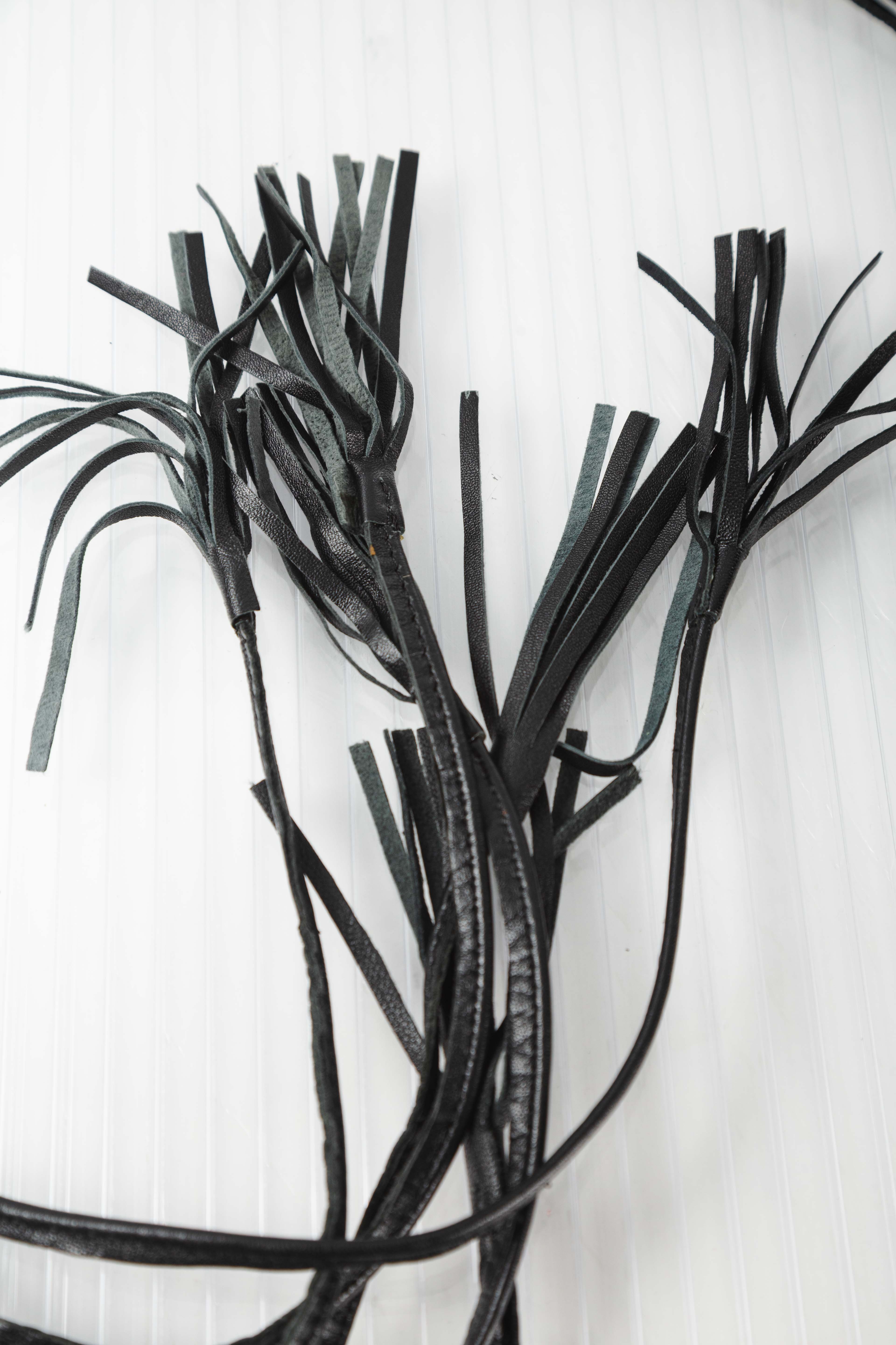 FRINGED LEATHER LOOP BELT