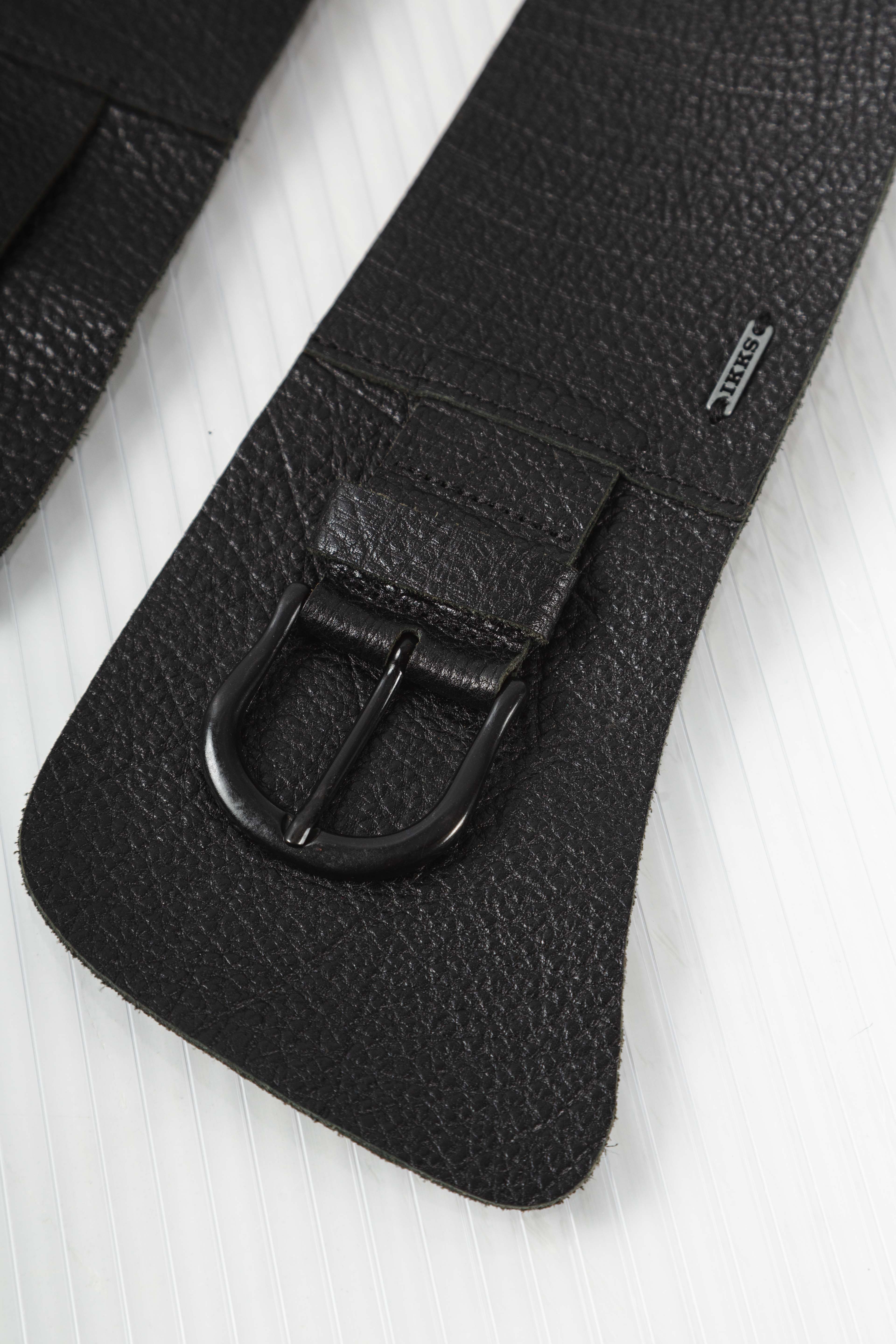WIDE LEATHER BELT