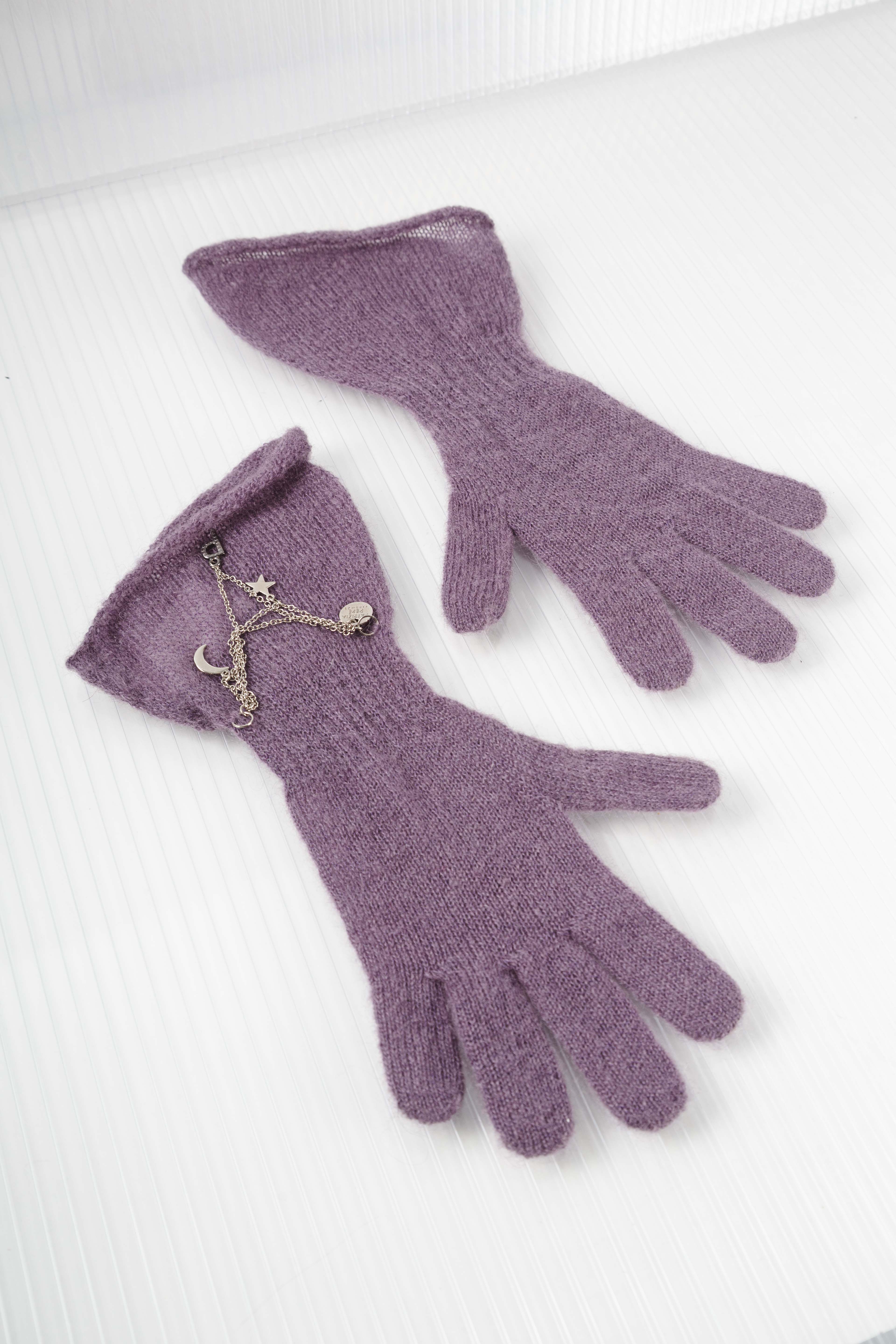 PURPLE SHEER WOOL CHAINED GLOVES