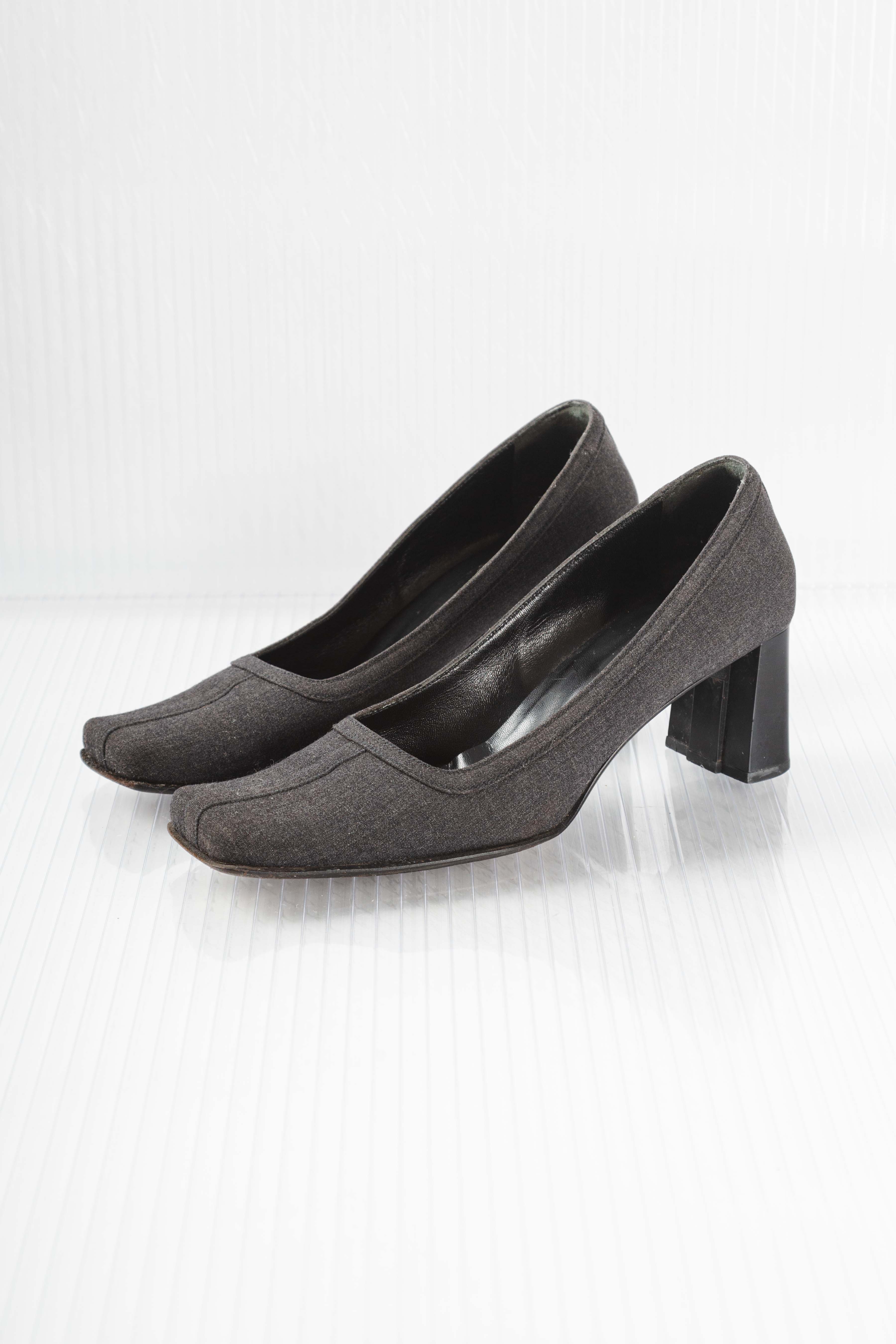 OFFICE PUMPS TWEED HEELS