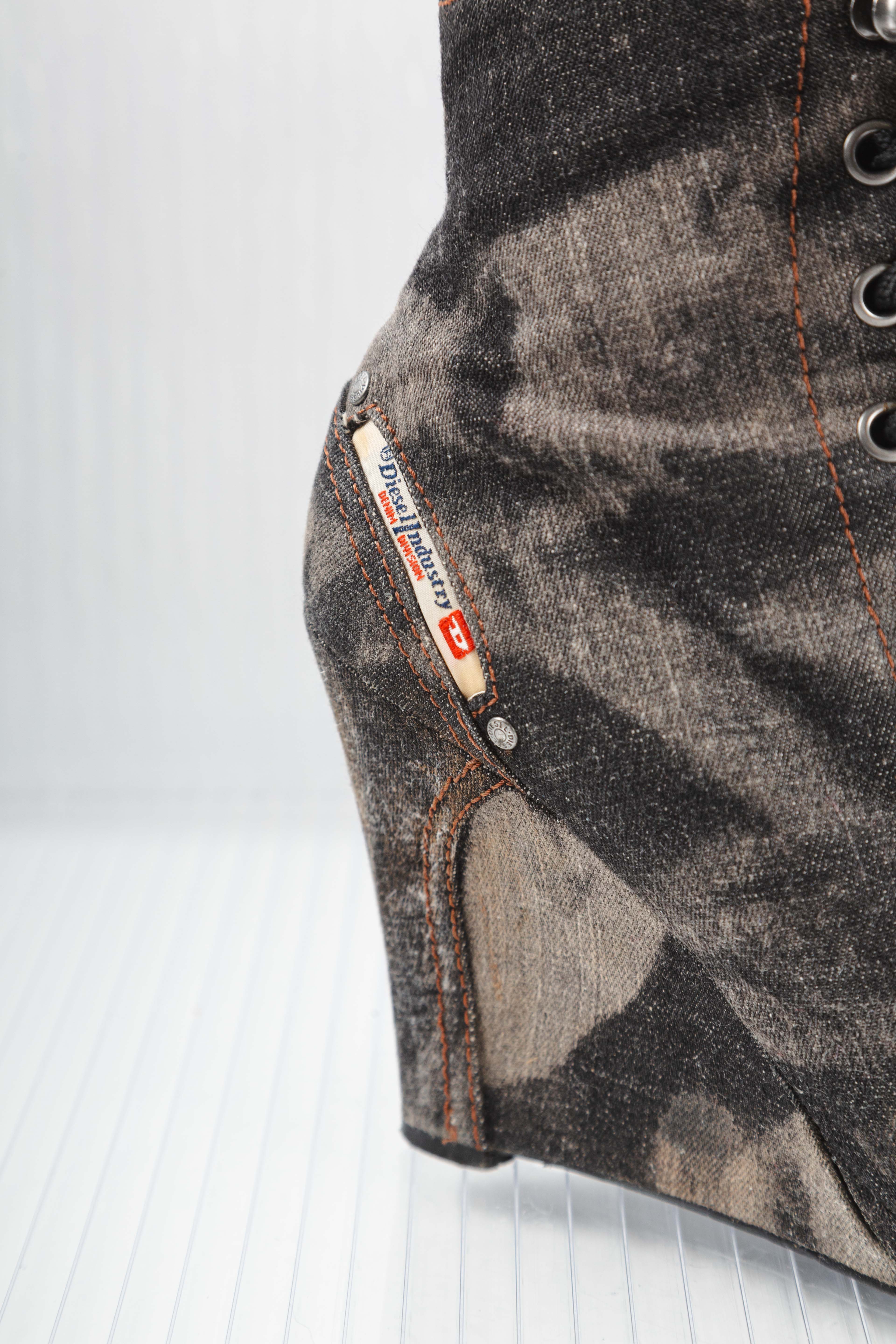 OPEN TOE LACED WEDGES