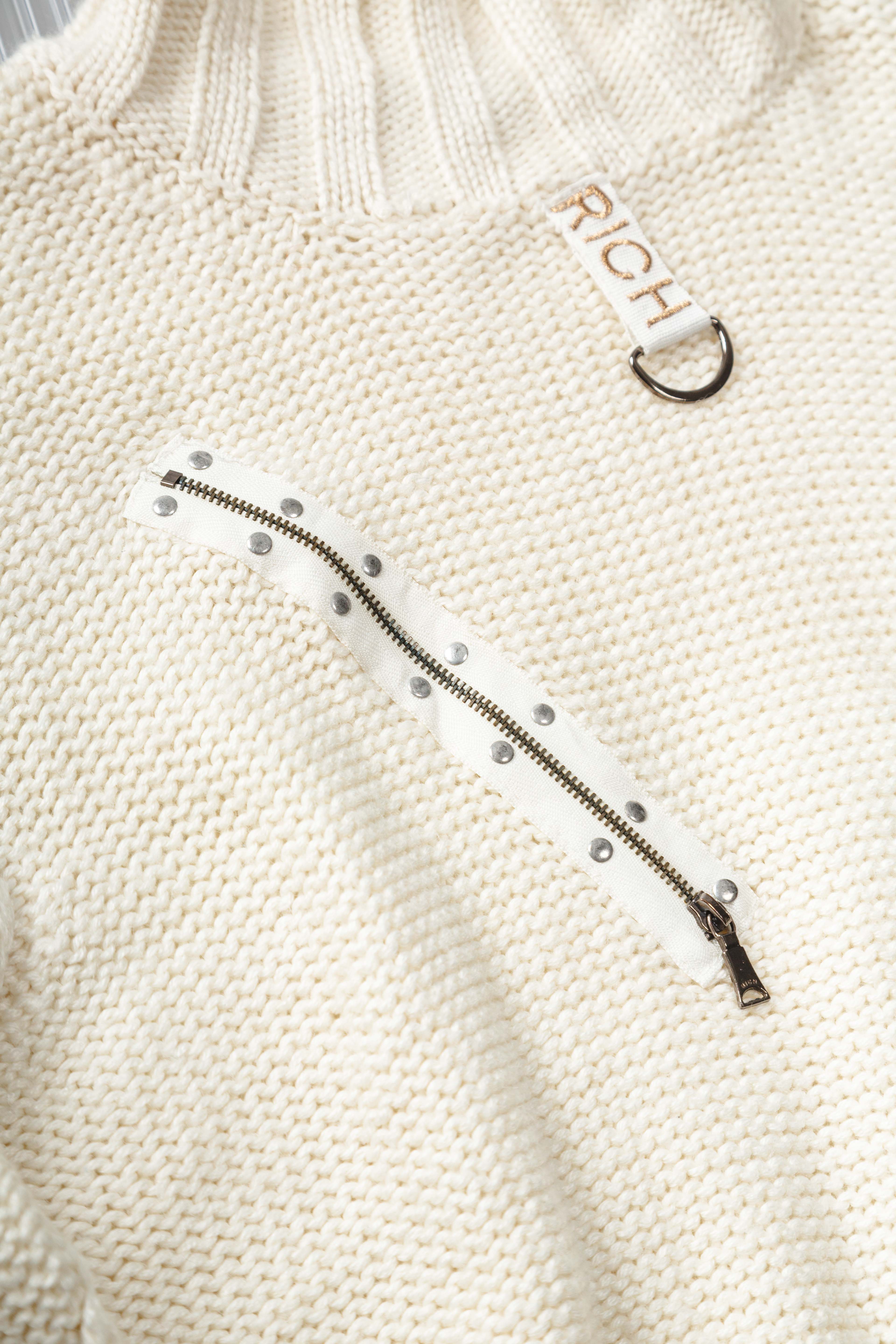 WHITE ZIPPED UTILITY SWEATER