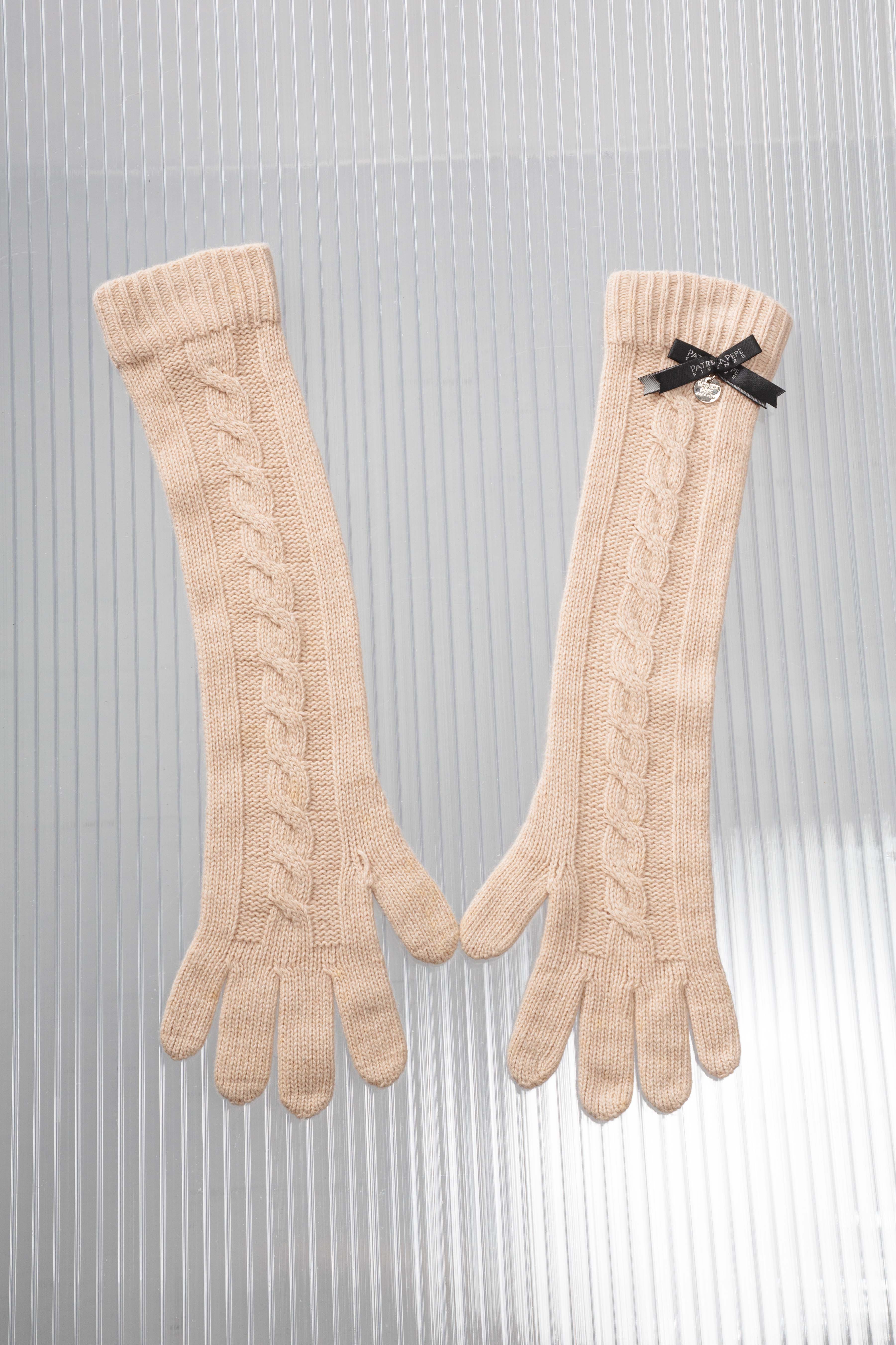 CREAM BOW KNIT GLOVES
