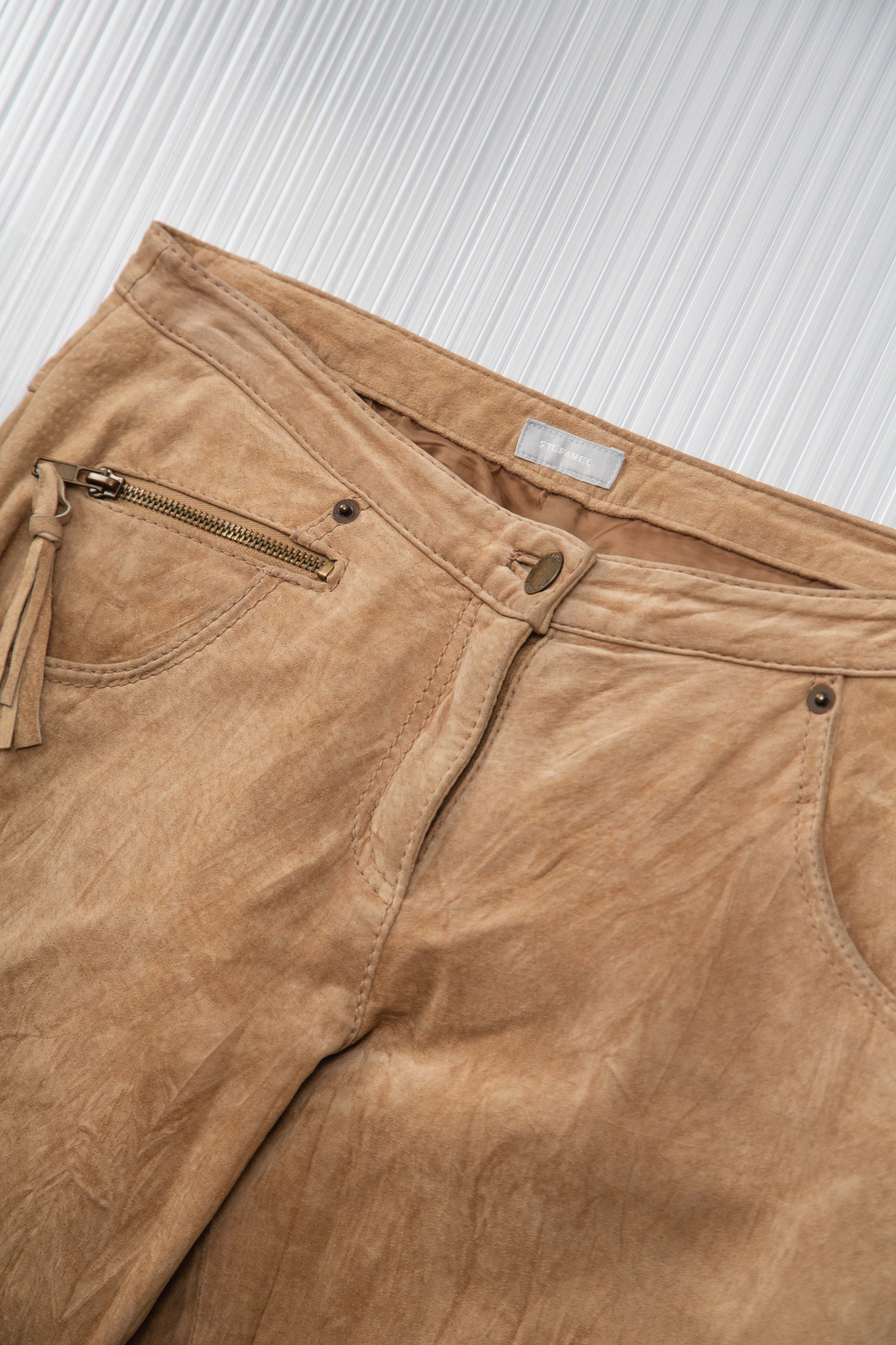 SUEDE ECRU DETAILED CAPRI