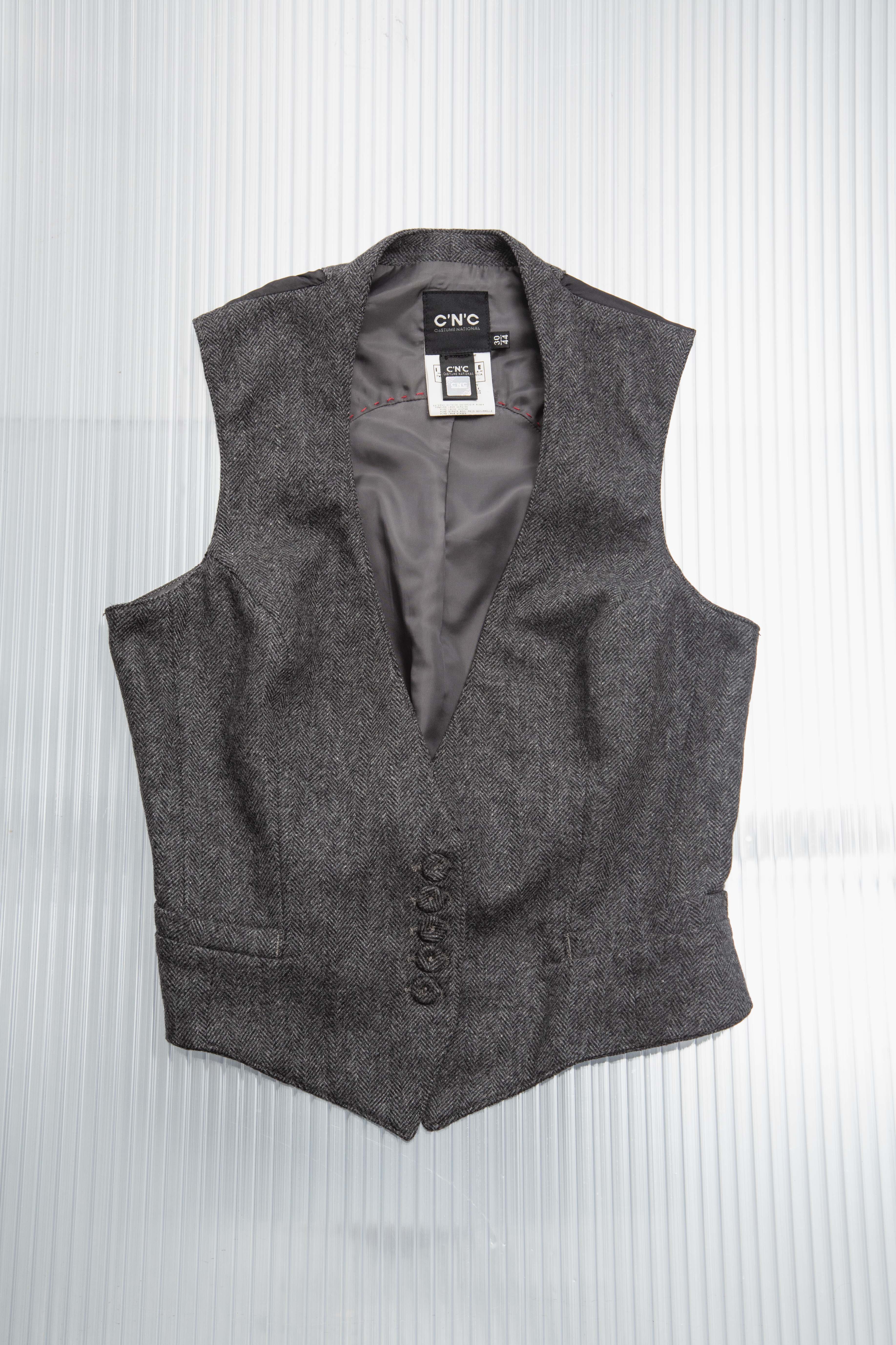 WOOL GREY FITTED VEST