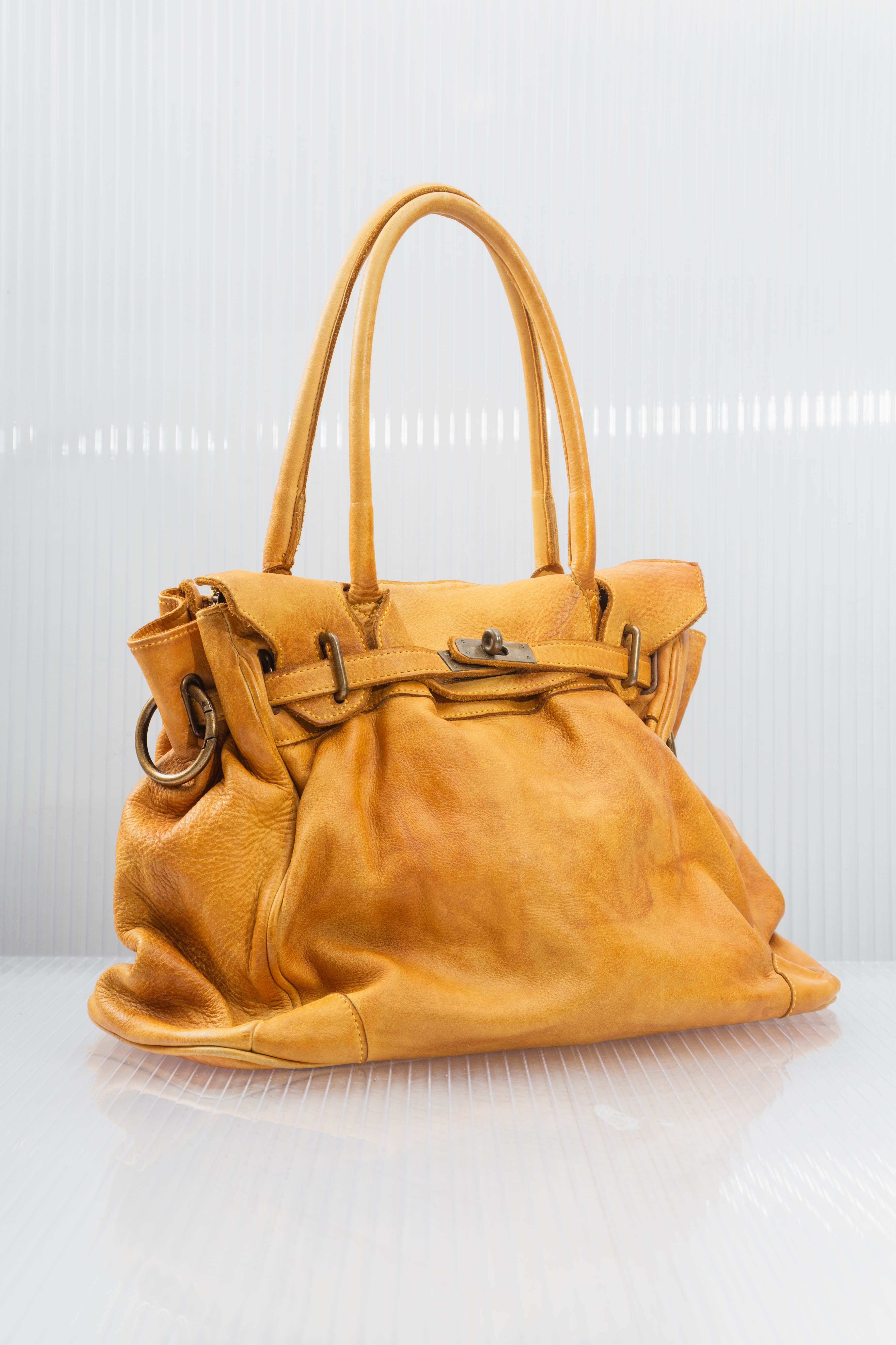 WASHED MUSTARD FIRKIN LEATHER HANDBAG