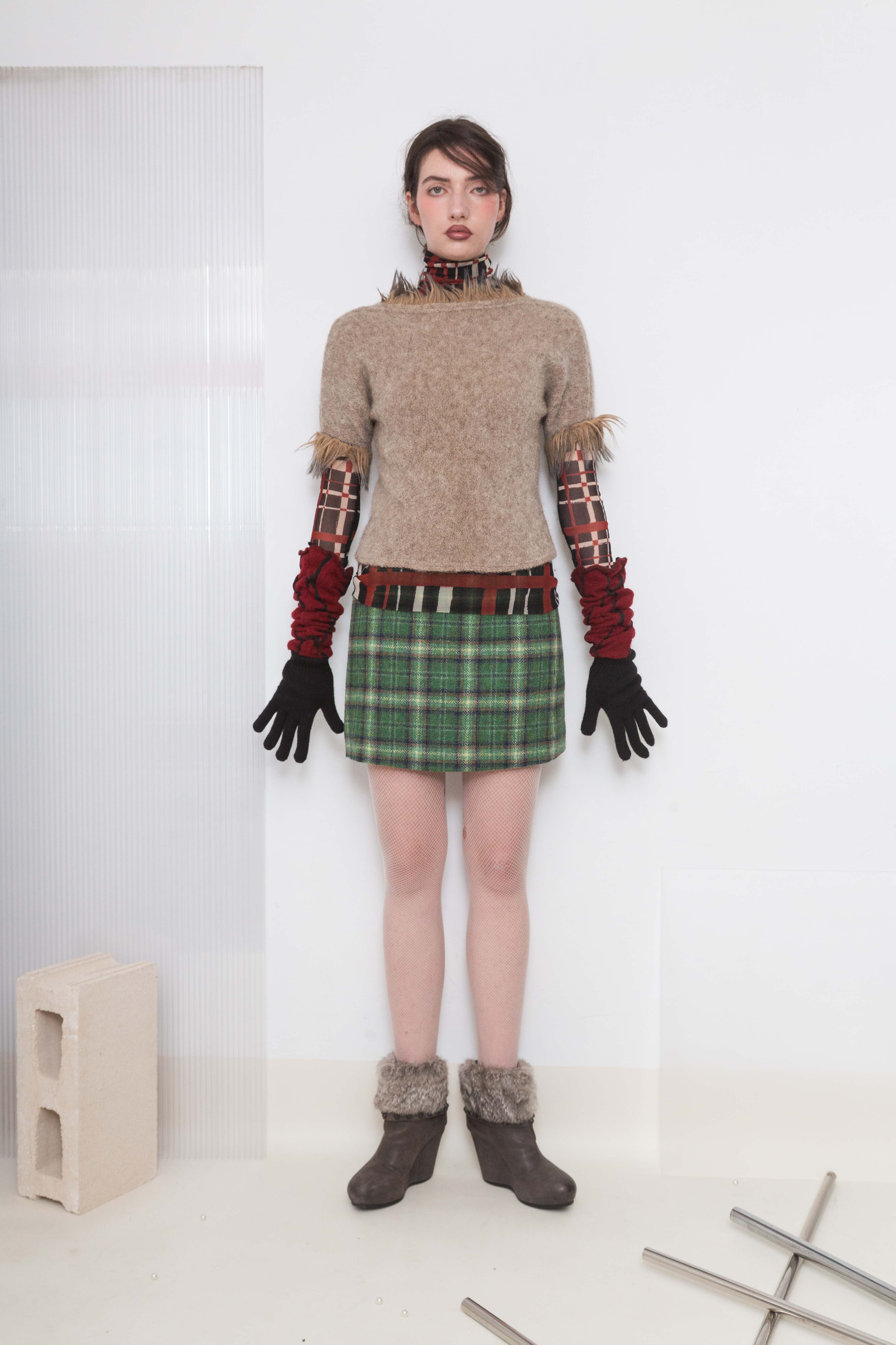 GREEN WOOL PLAID MINI SKIRT