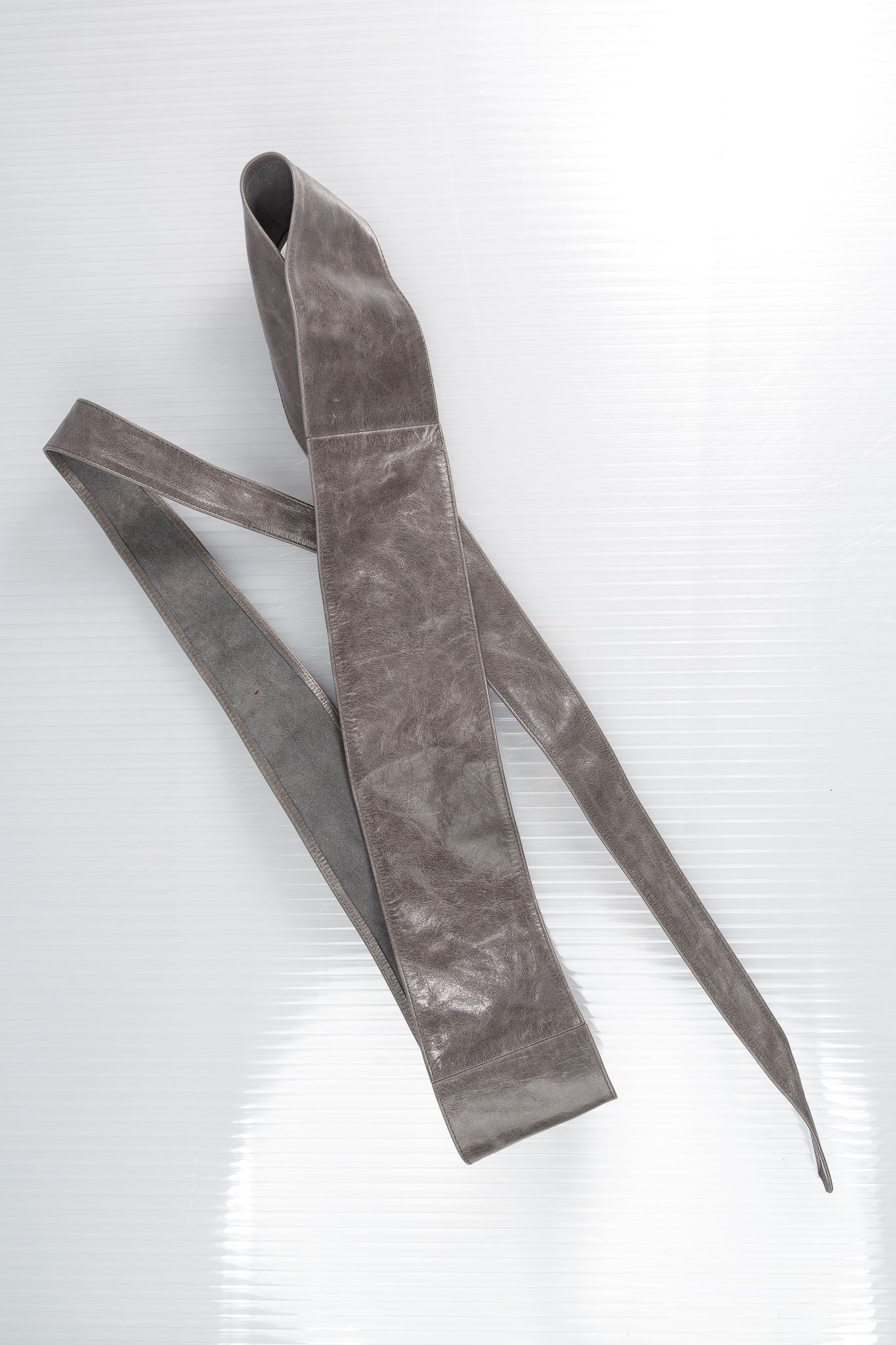 MAX MARA GREY LEATHER STRAP BELT