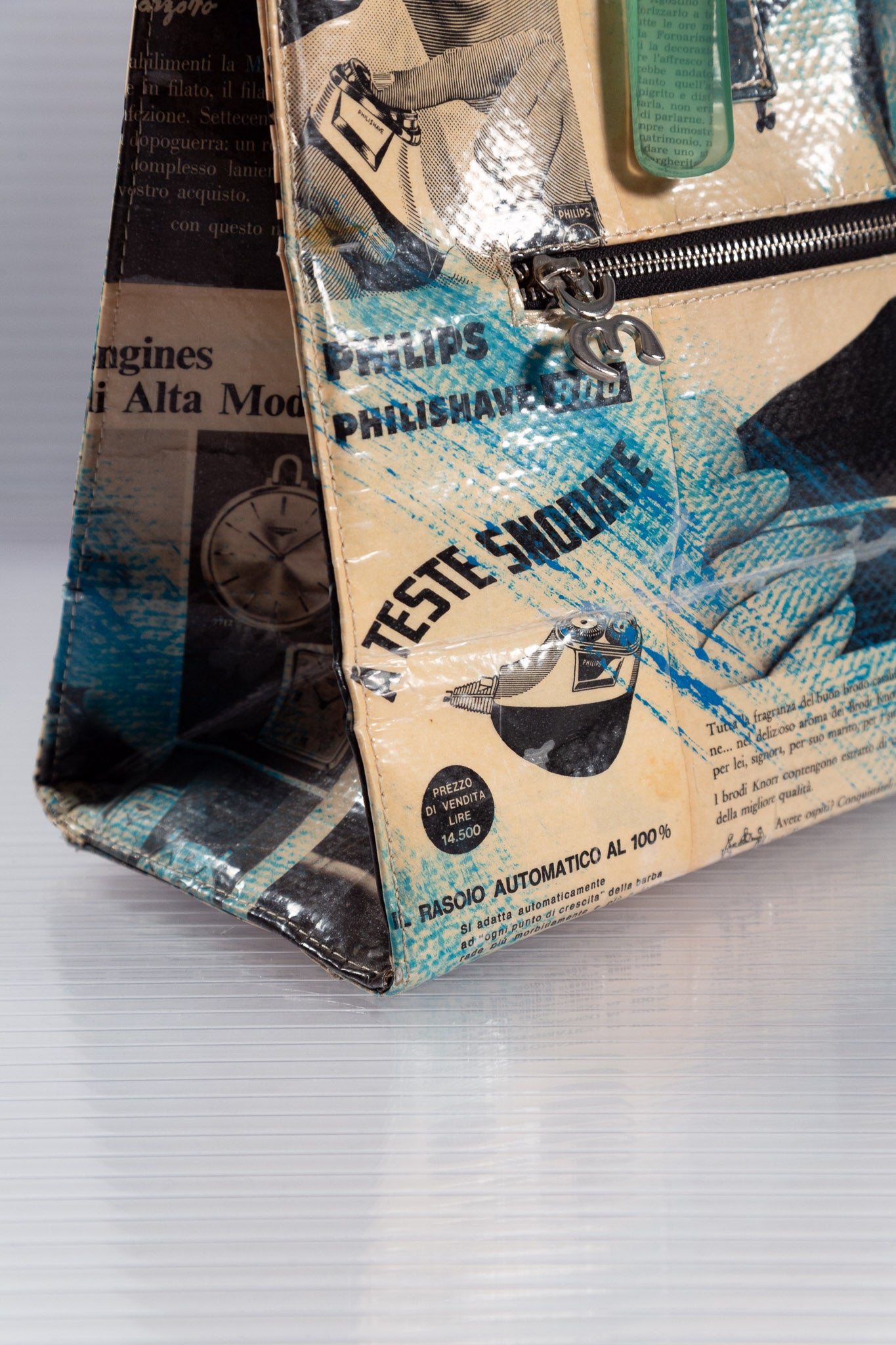 NEWSPAPER BLUE TOTEBAG