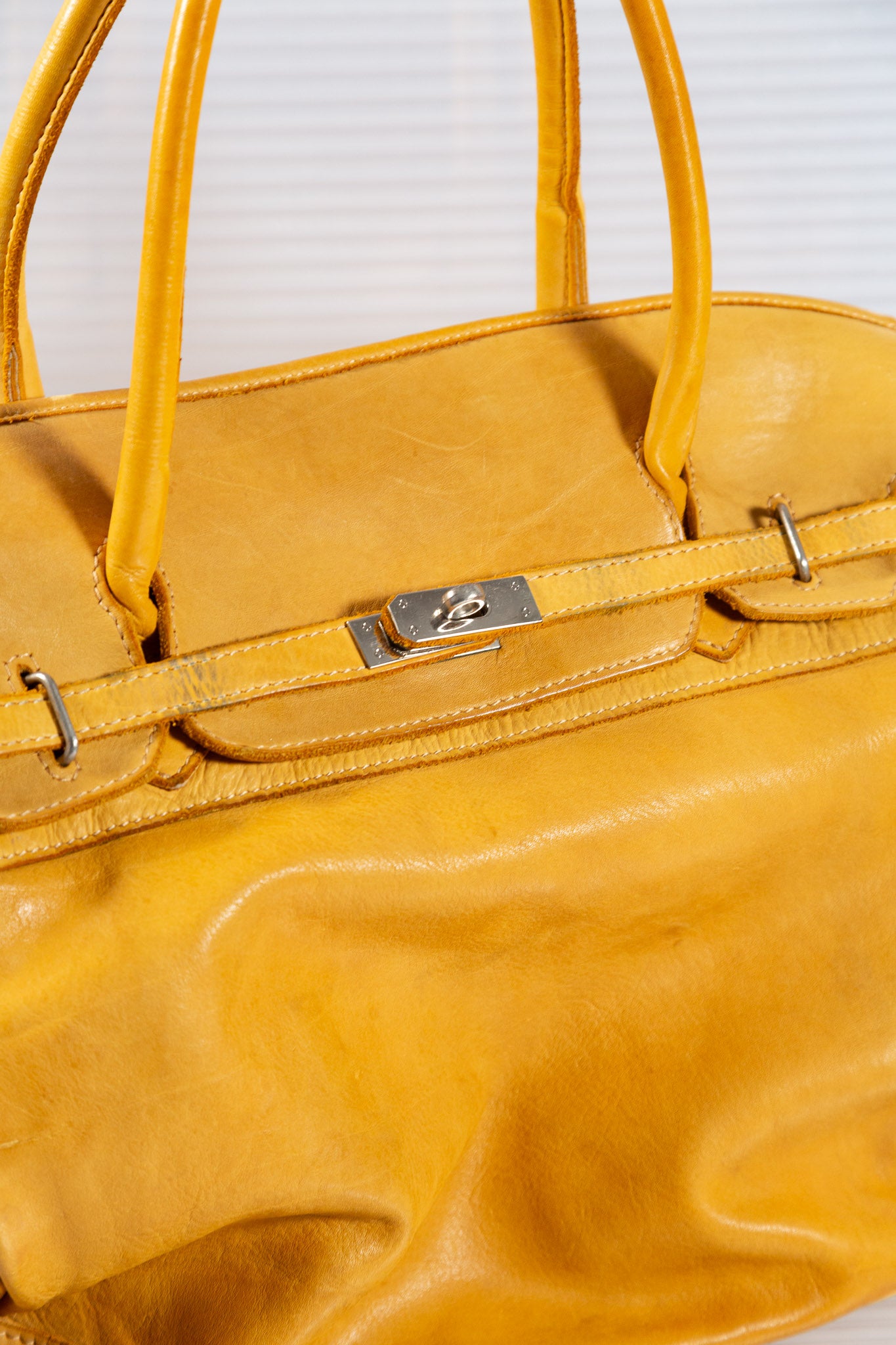 WASHED MUSTRAD FIRKIN LEATHER BAG