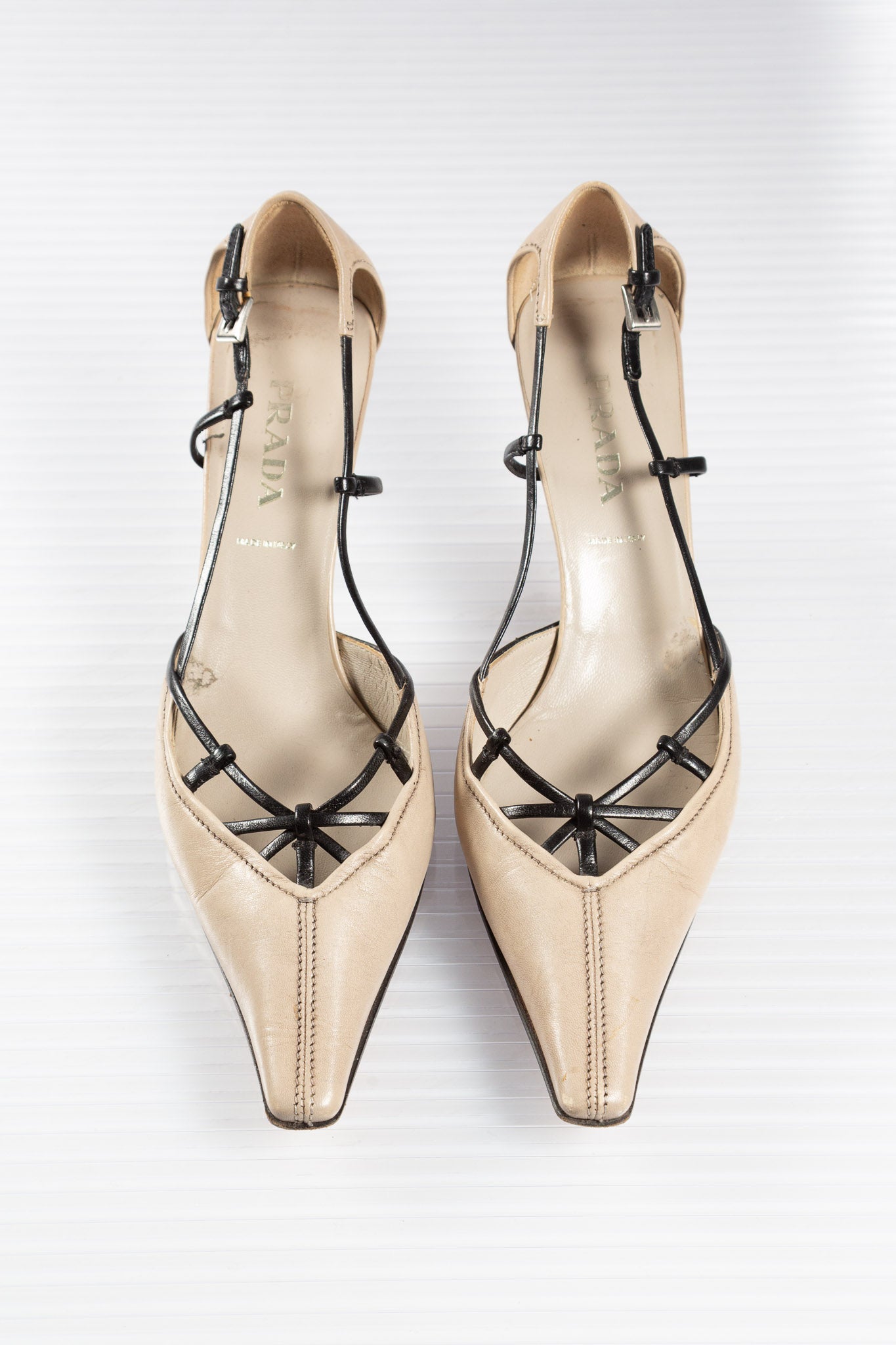 PRADA BEIGE LEATHER POINTED HEELS