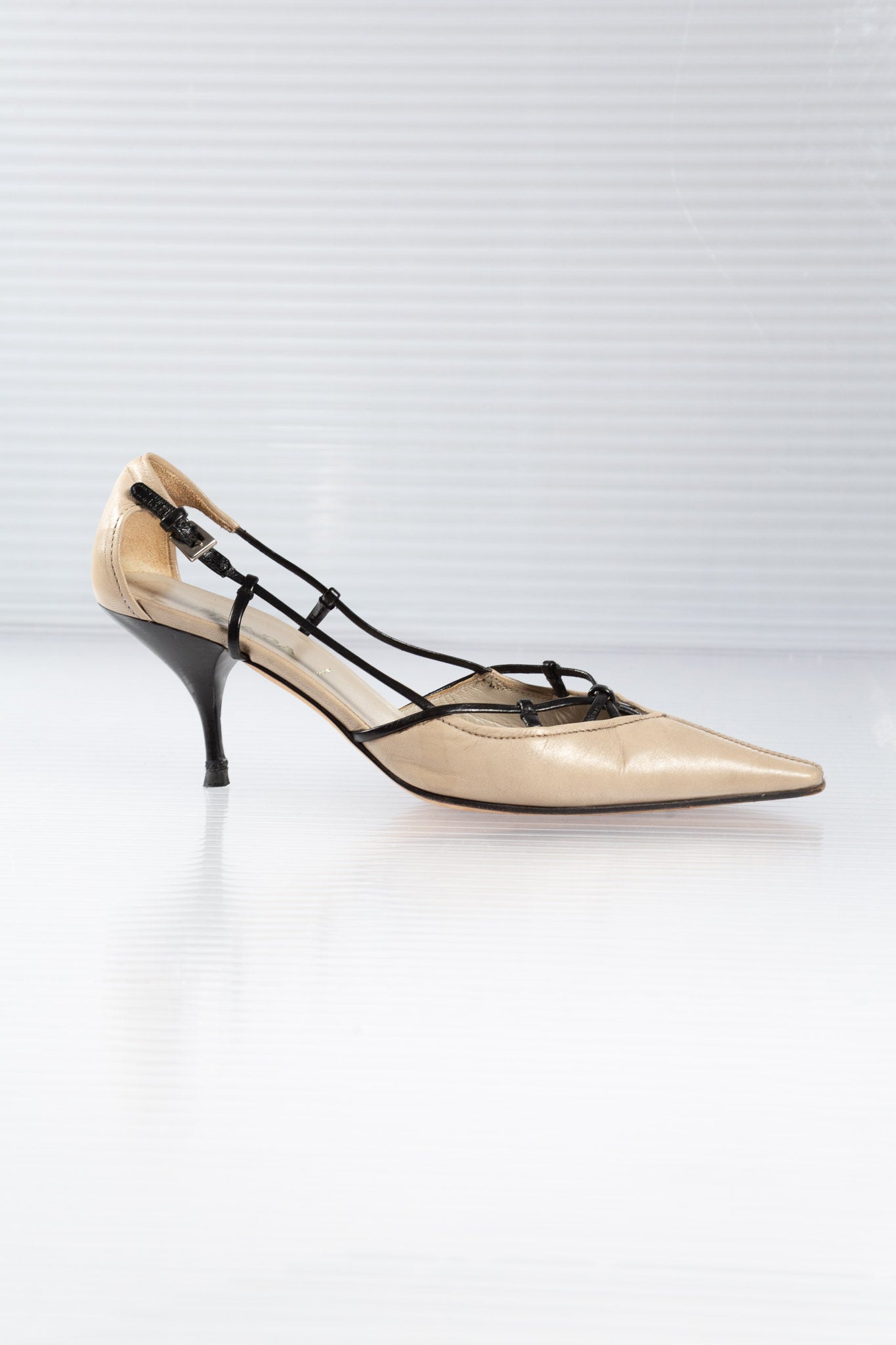 PRADA BEIGE LEATHER POINTED HEELS