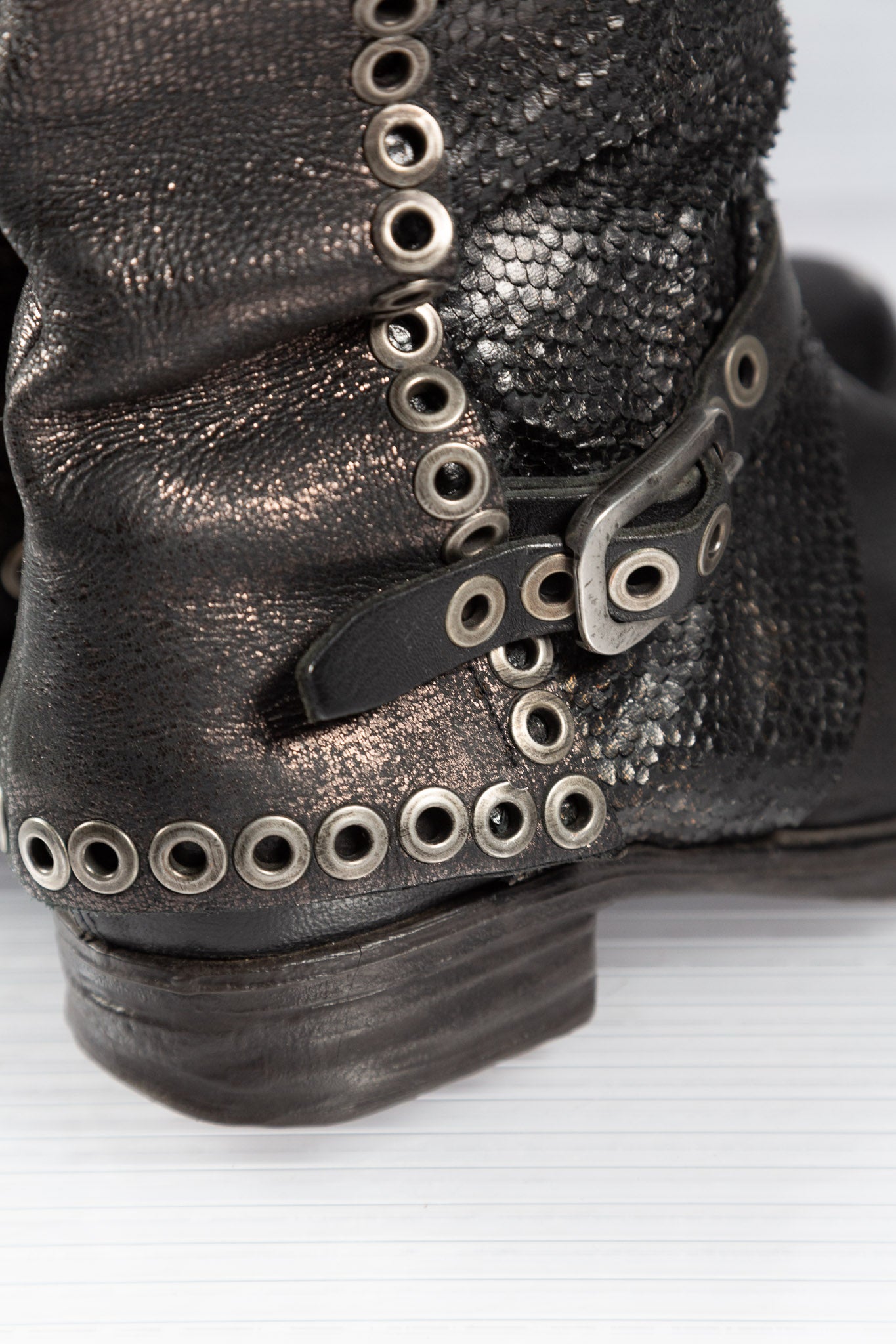 METAL BUCKLED BLACK HIGH BOOTS