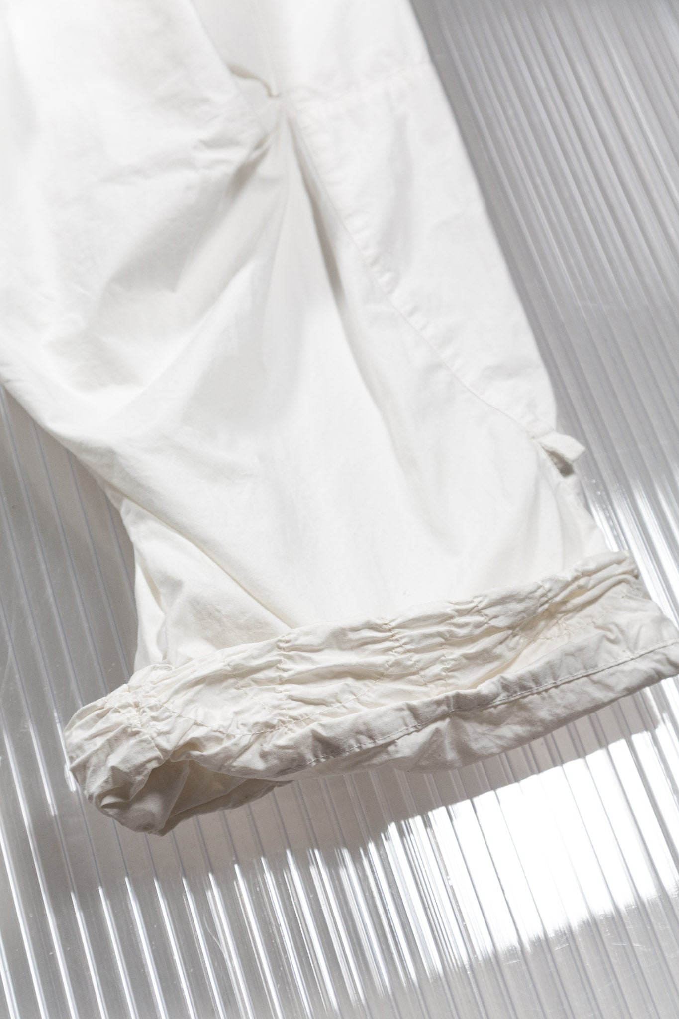M+FG WHITE PUFFED PARACHUTE PANTS