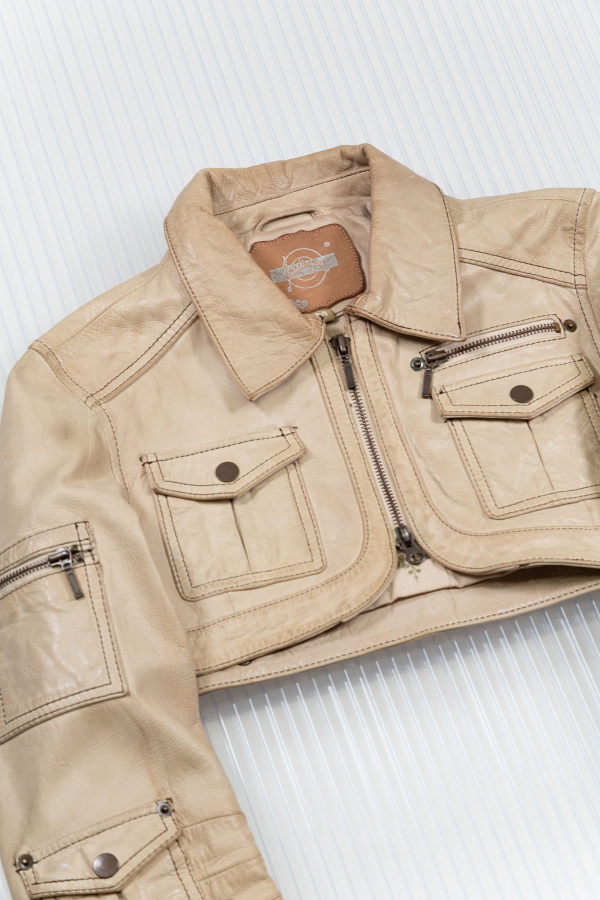 SAND LEATHER CROPPED UTILITY JACKET