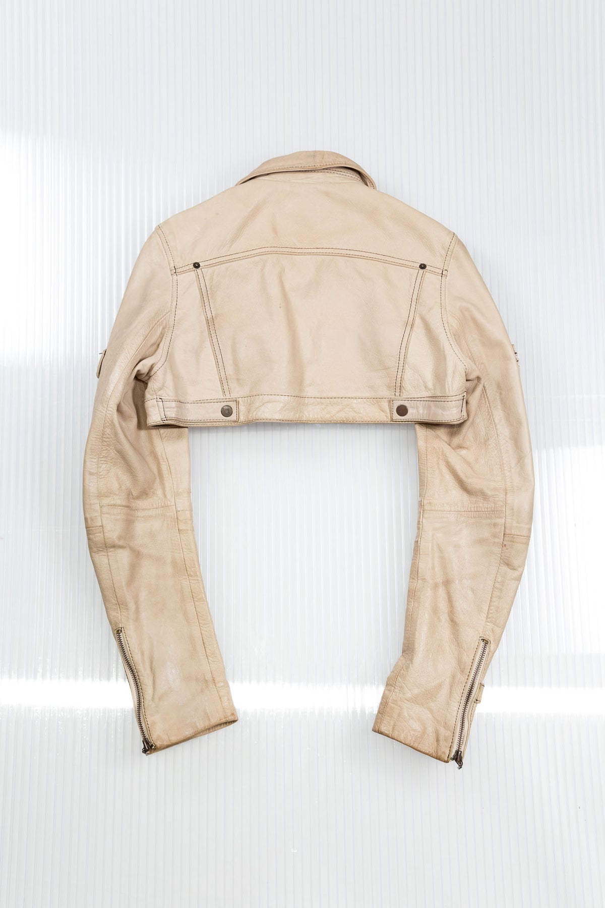 SAND LEATHER CROPPED UTILITY JACKET