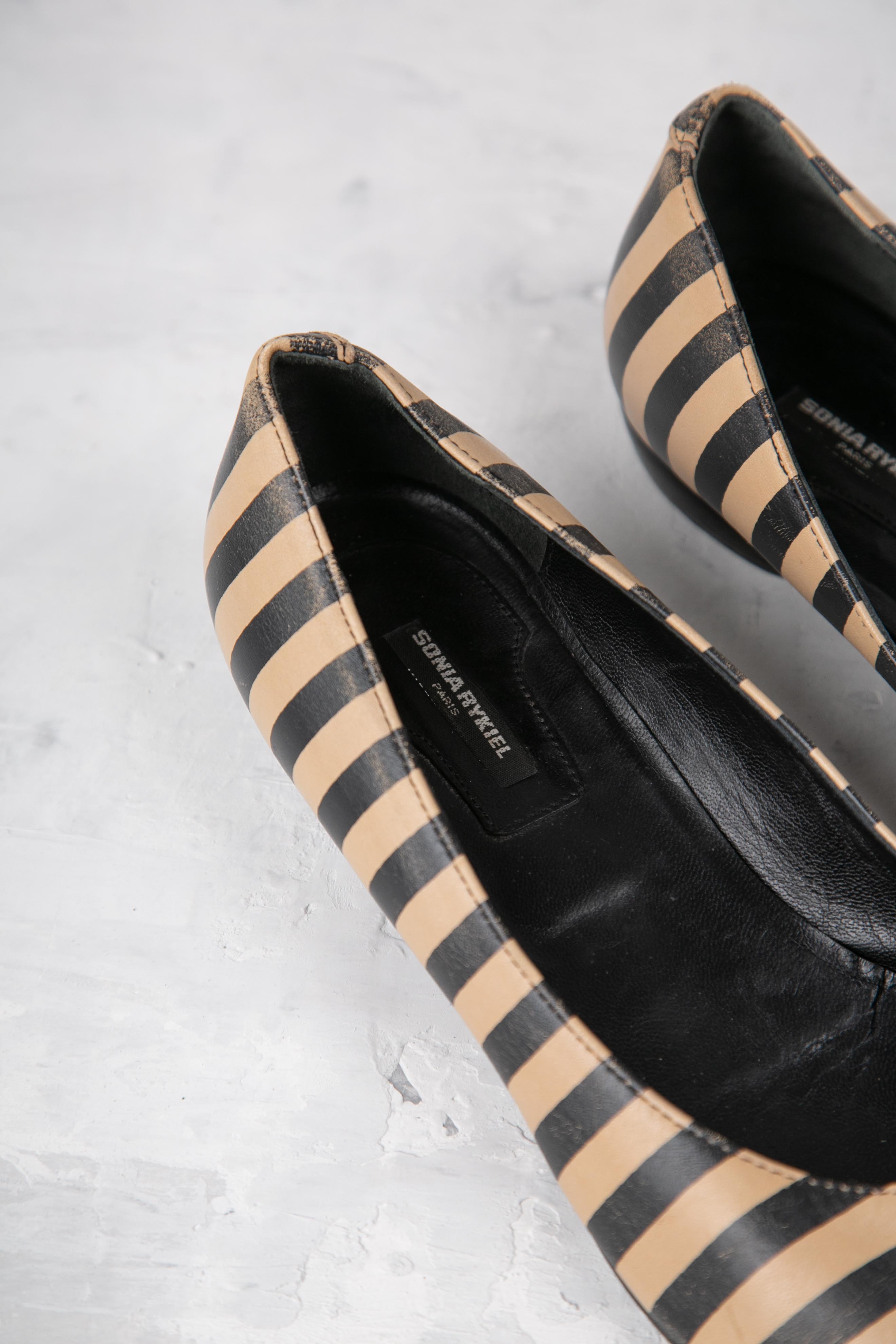STRIPED BALLERINAS
