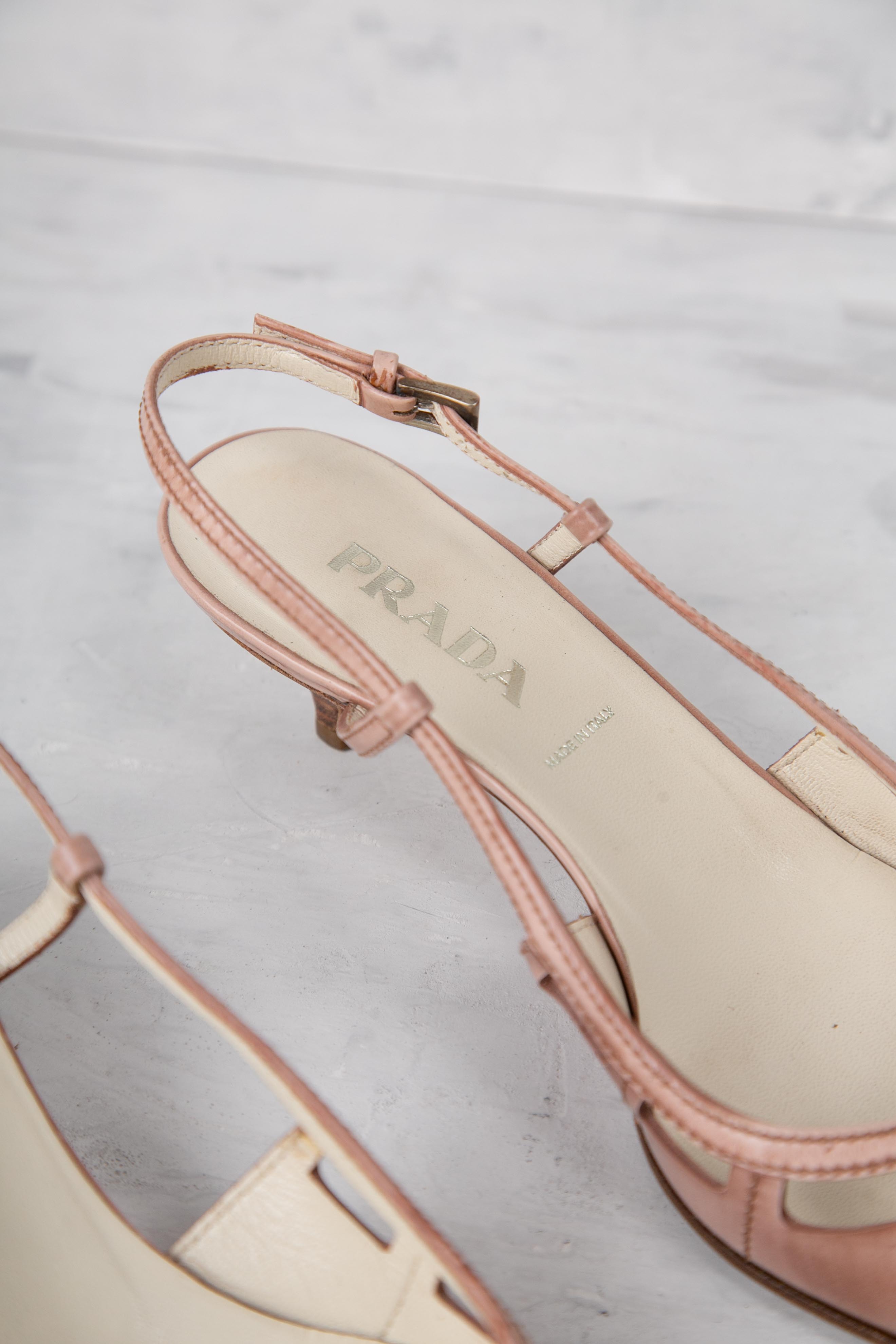 2000S DUSTY PINK KITTEN HEELS