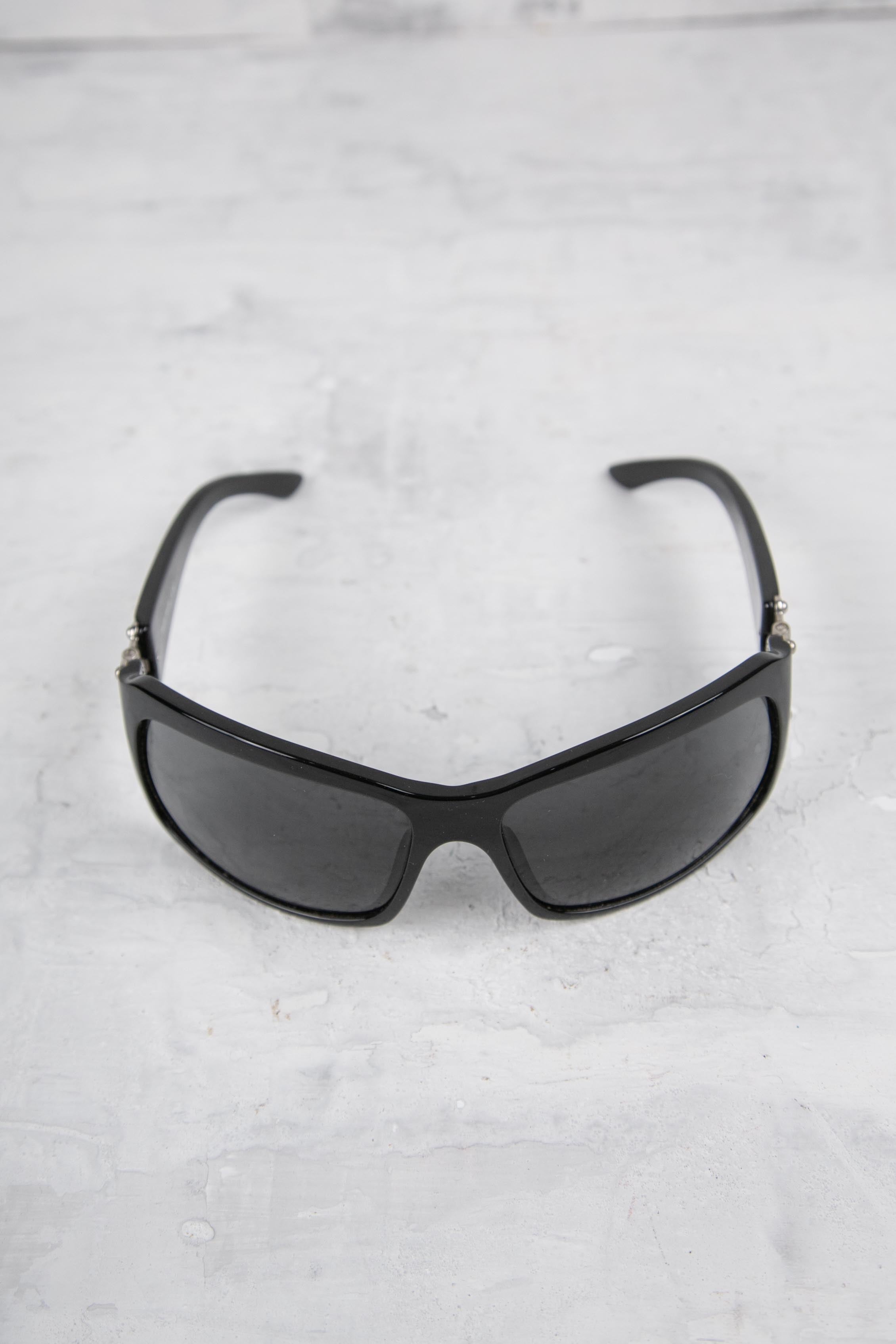 HARDWARE SHIELD SUNGLASSES
