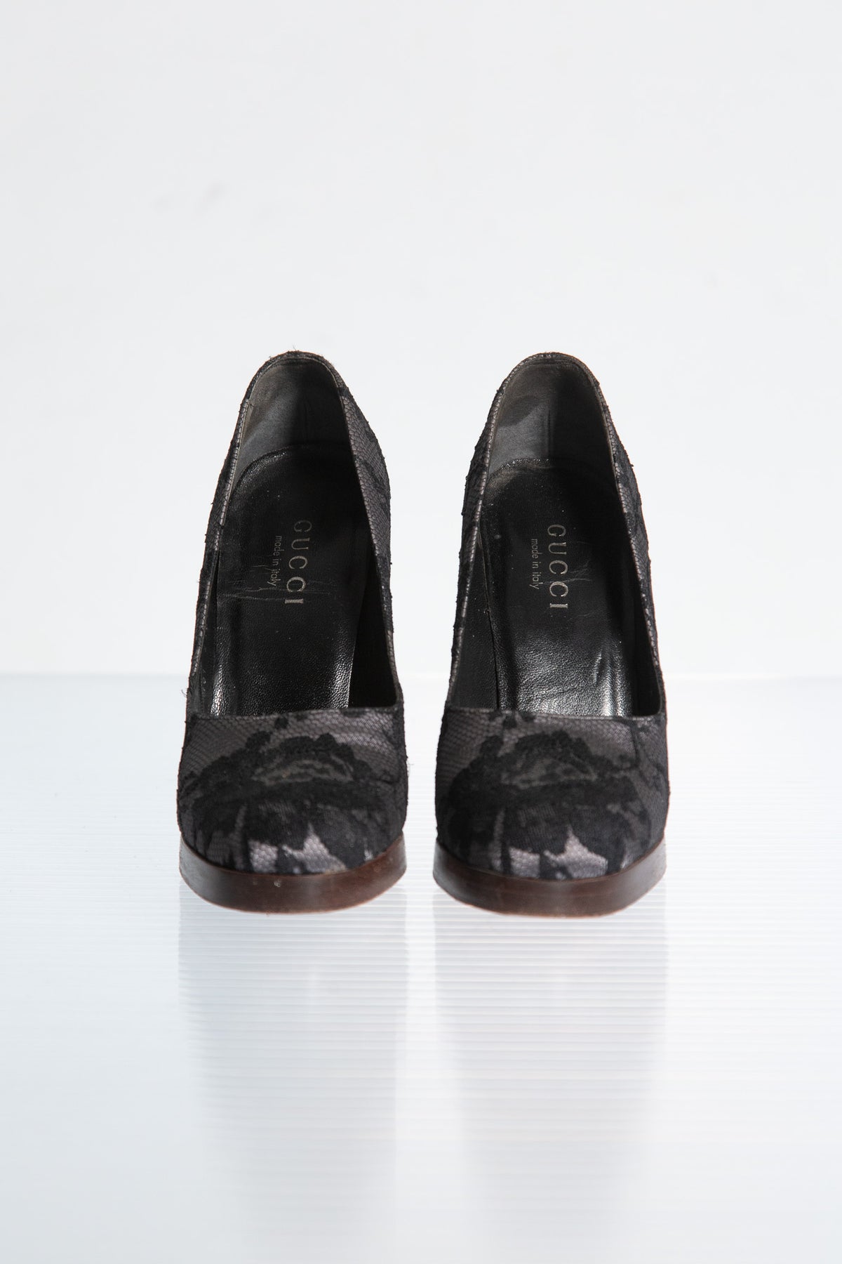 GUCCI BY TOM FORD SILK LACE PLATFORM PUMPS