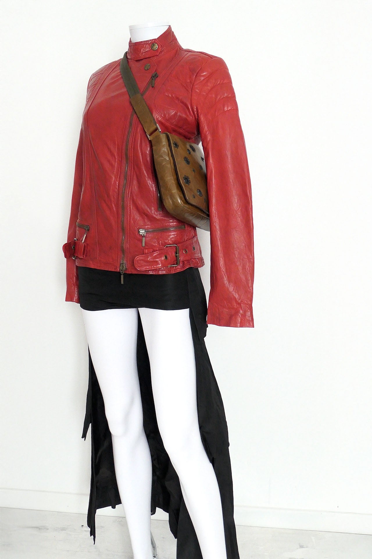 RED ZIPPERS LEATHER JACKET